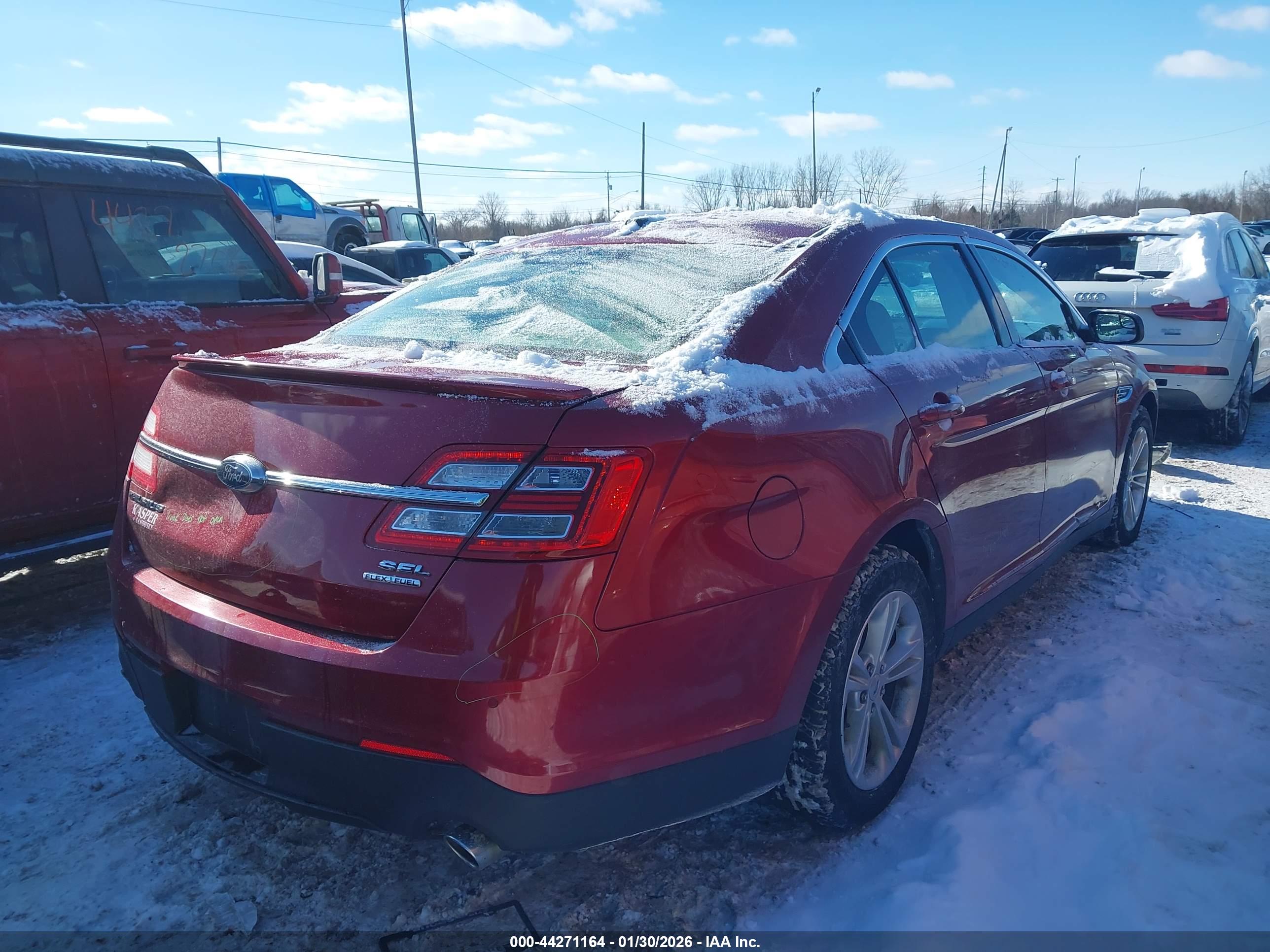FORD TAURUS image 4
