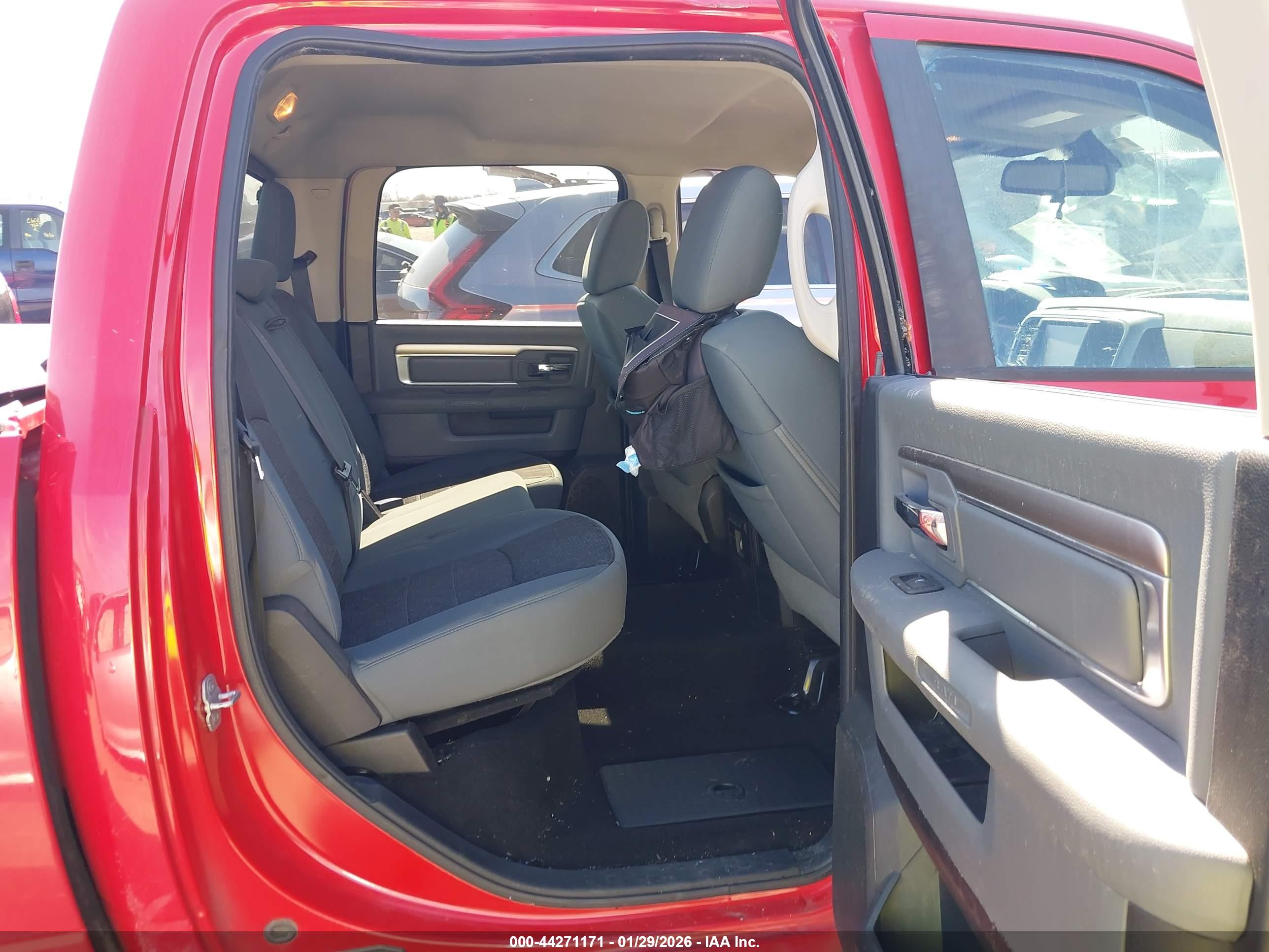 RAM 1500 image 8