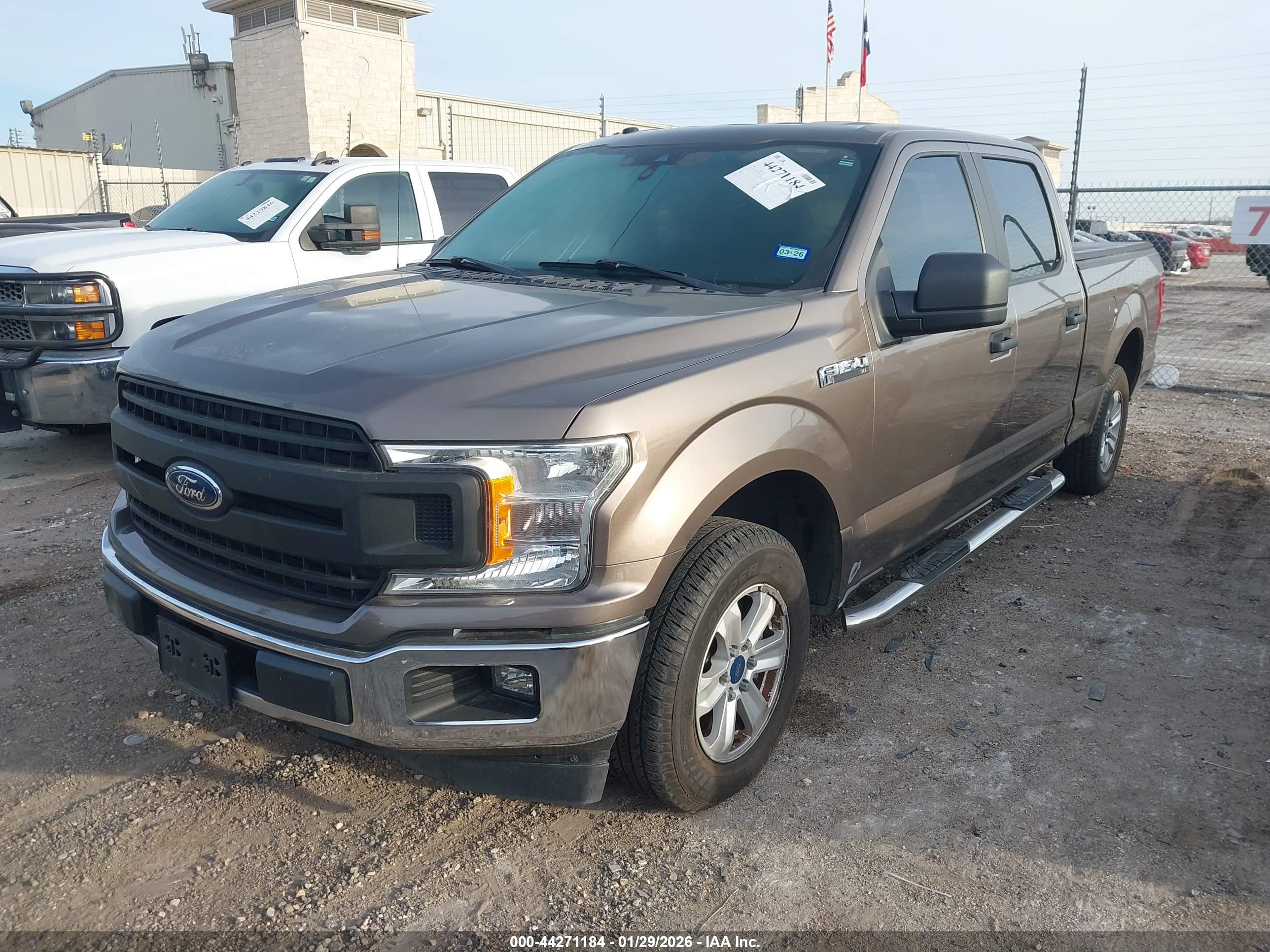 FORD F-150 image 2