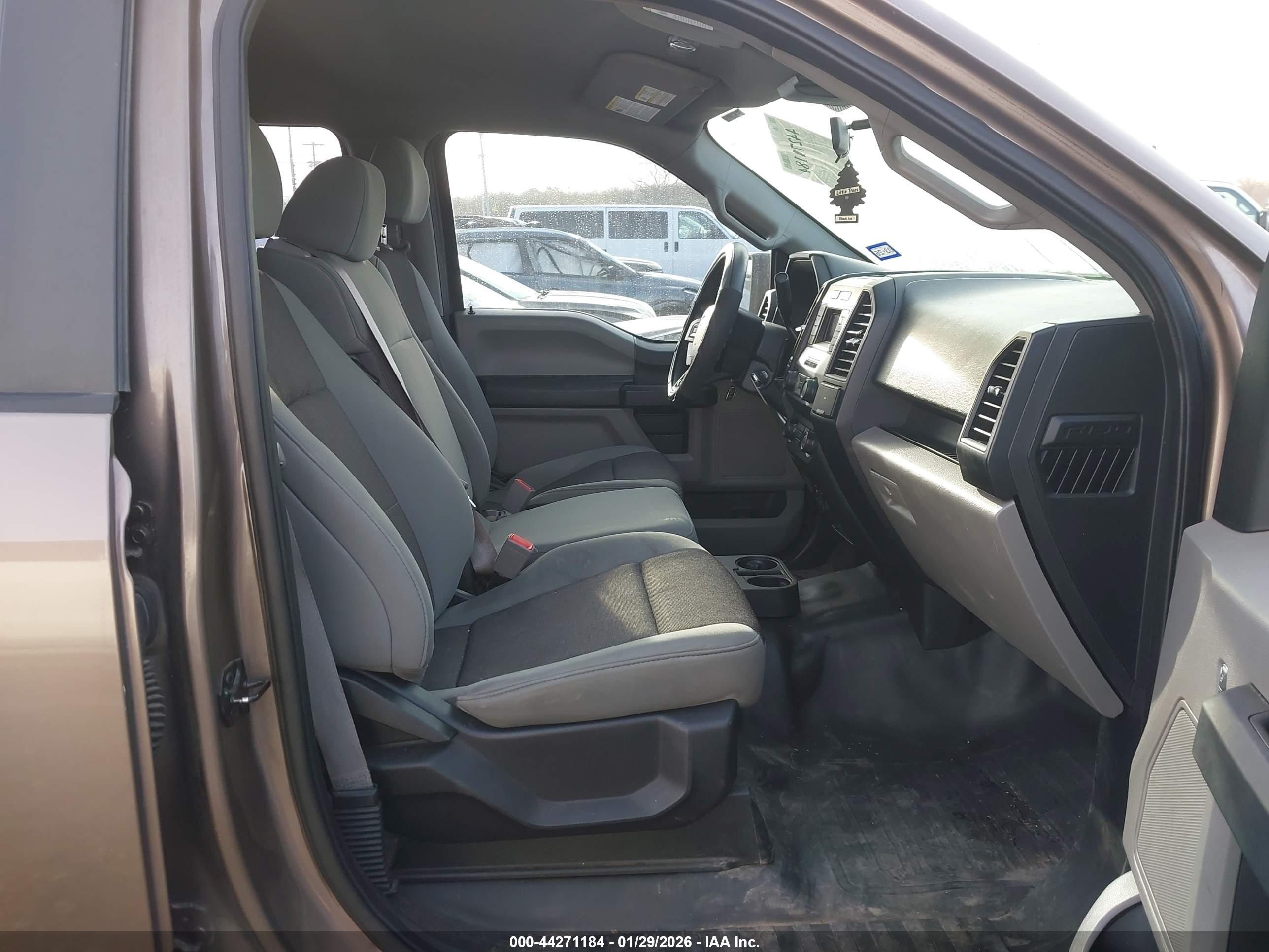FORD F-150 image 5