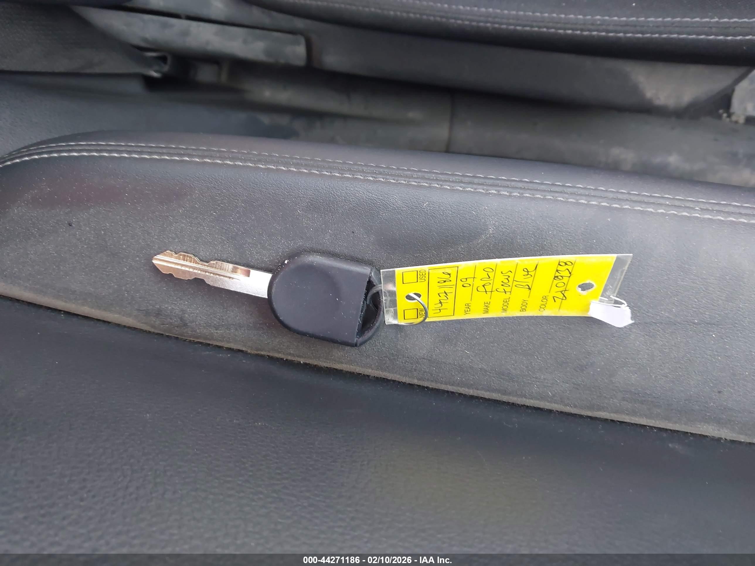 FORD FOCUS image 11