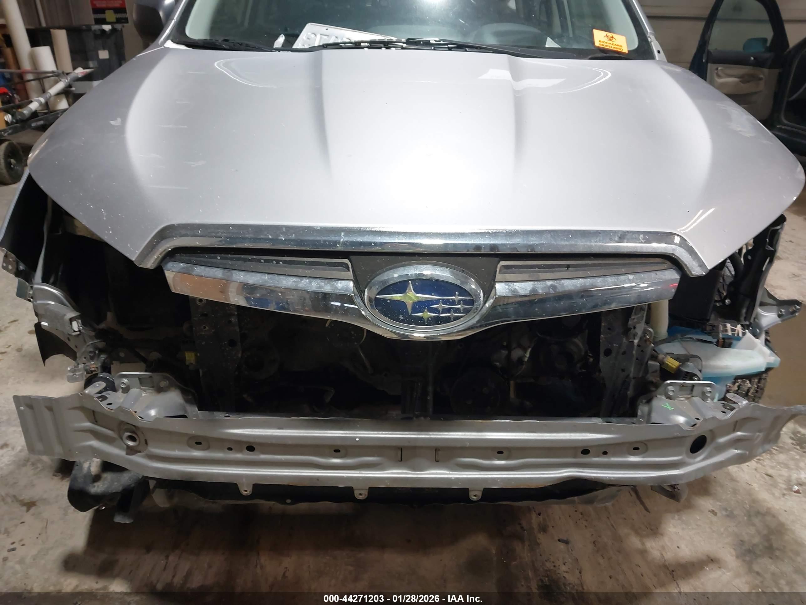 SUBARU FORESTER image 6