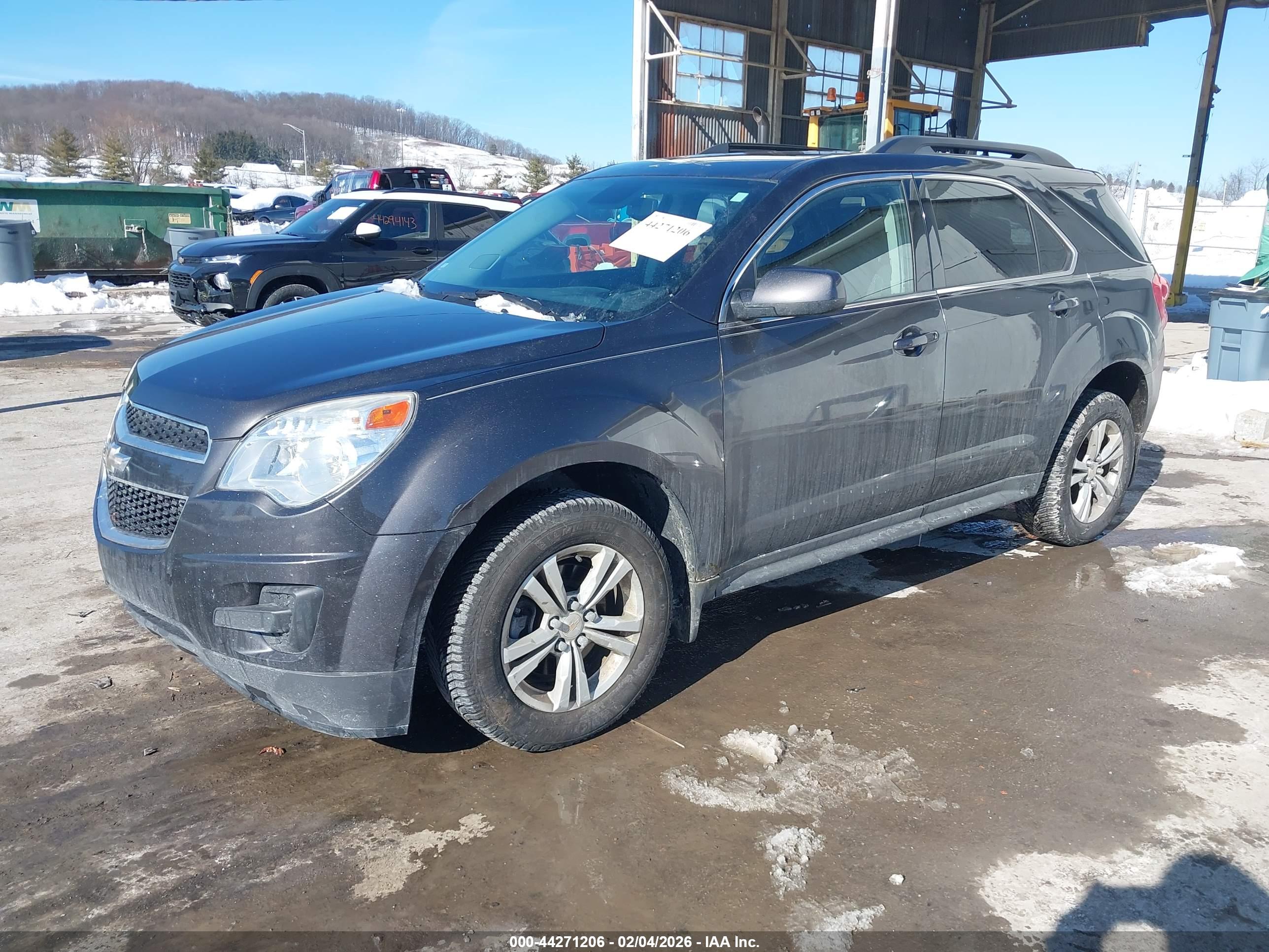 CHEVROLET EQUINOX image 2