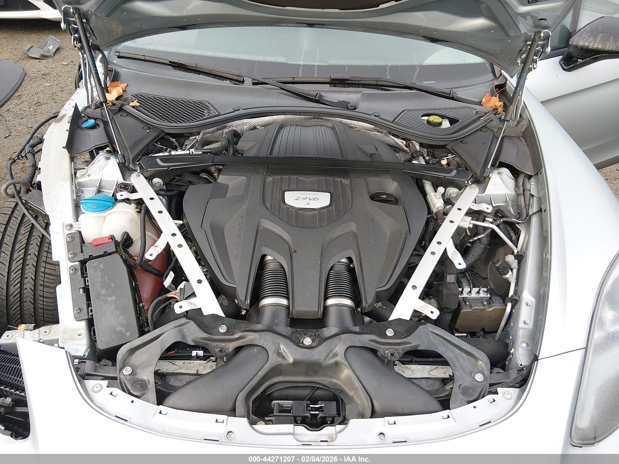 PORSCHE PANAMERA image 10