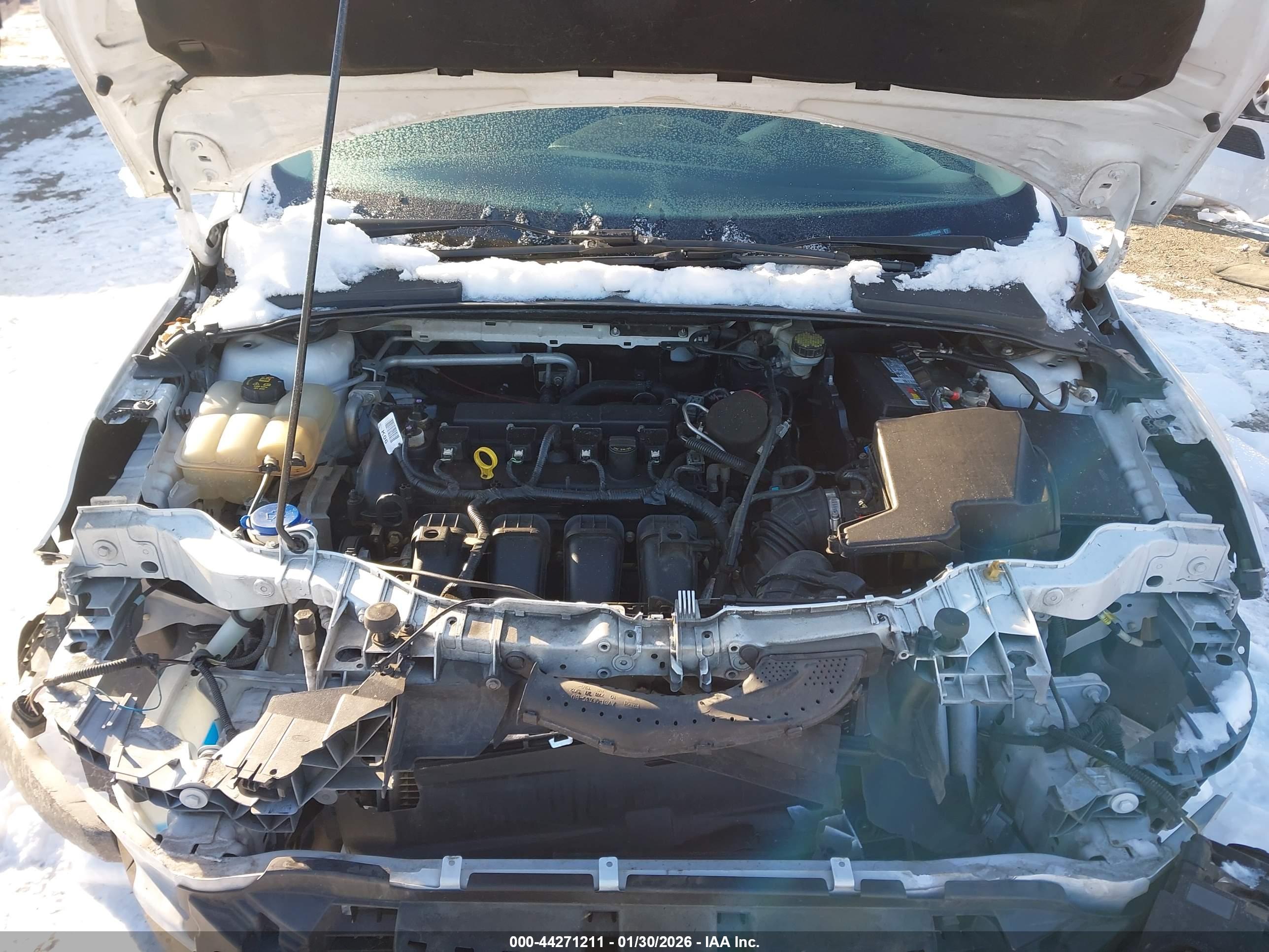 FORD FOCUS image 10
