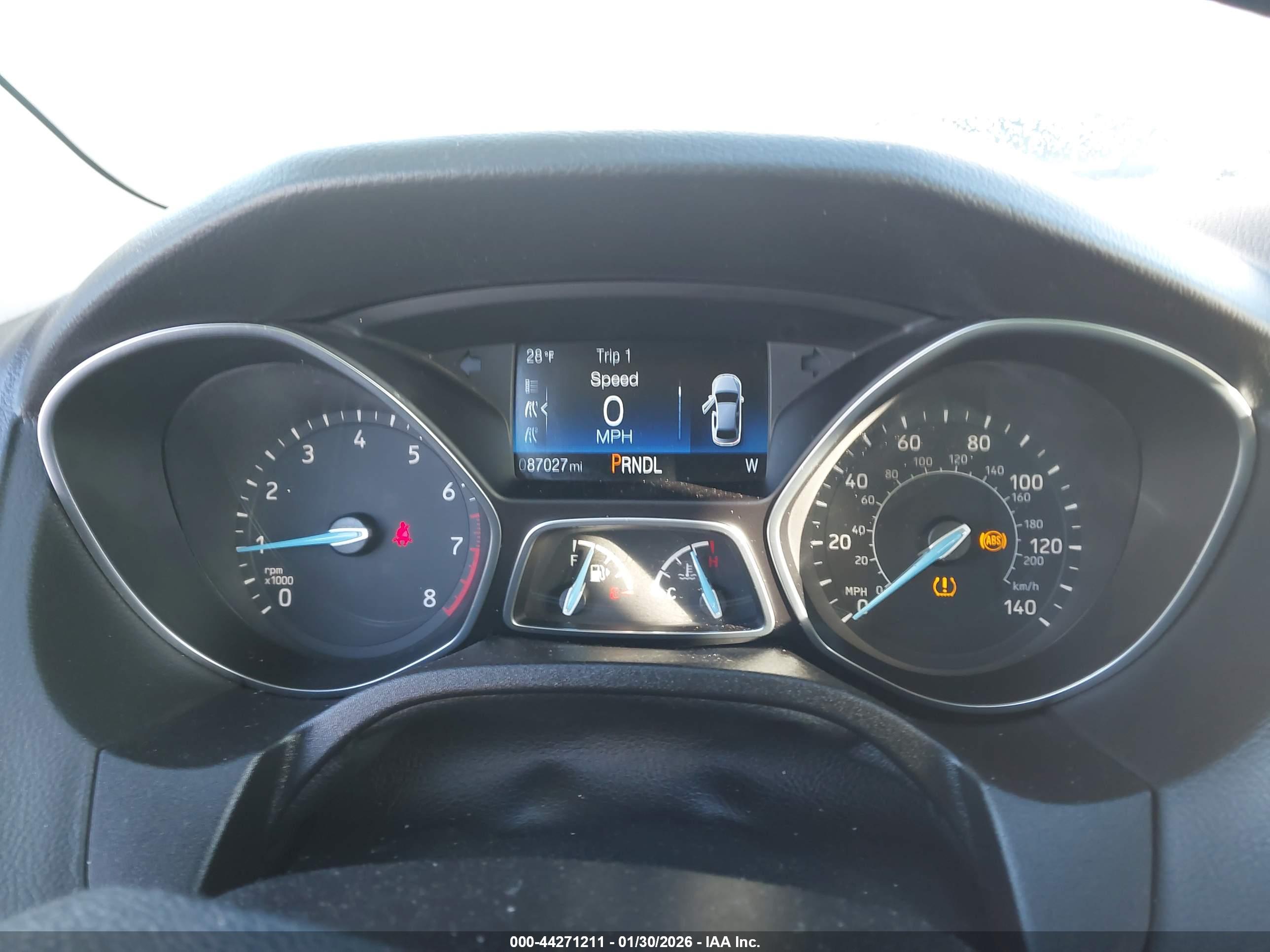 FORD FOCUS image 7