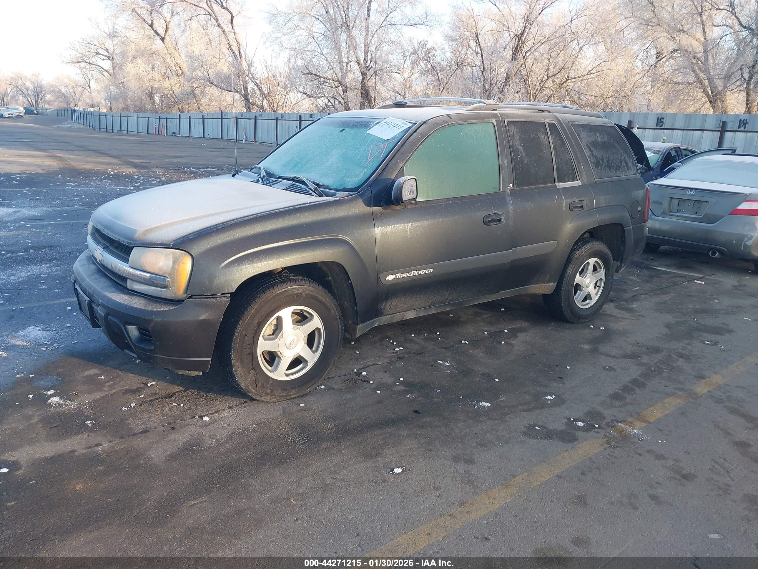 CHEVROLET TRAILBLAZER image 2