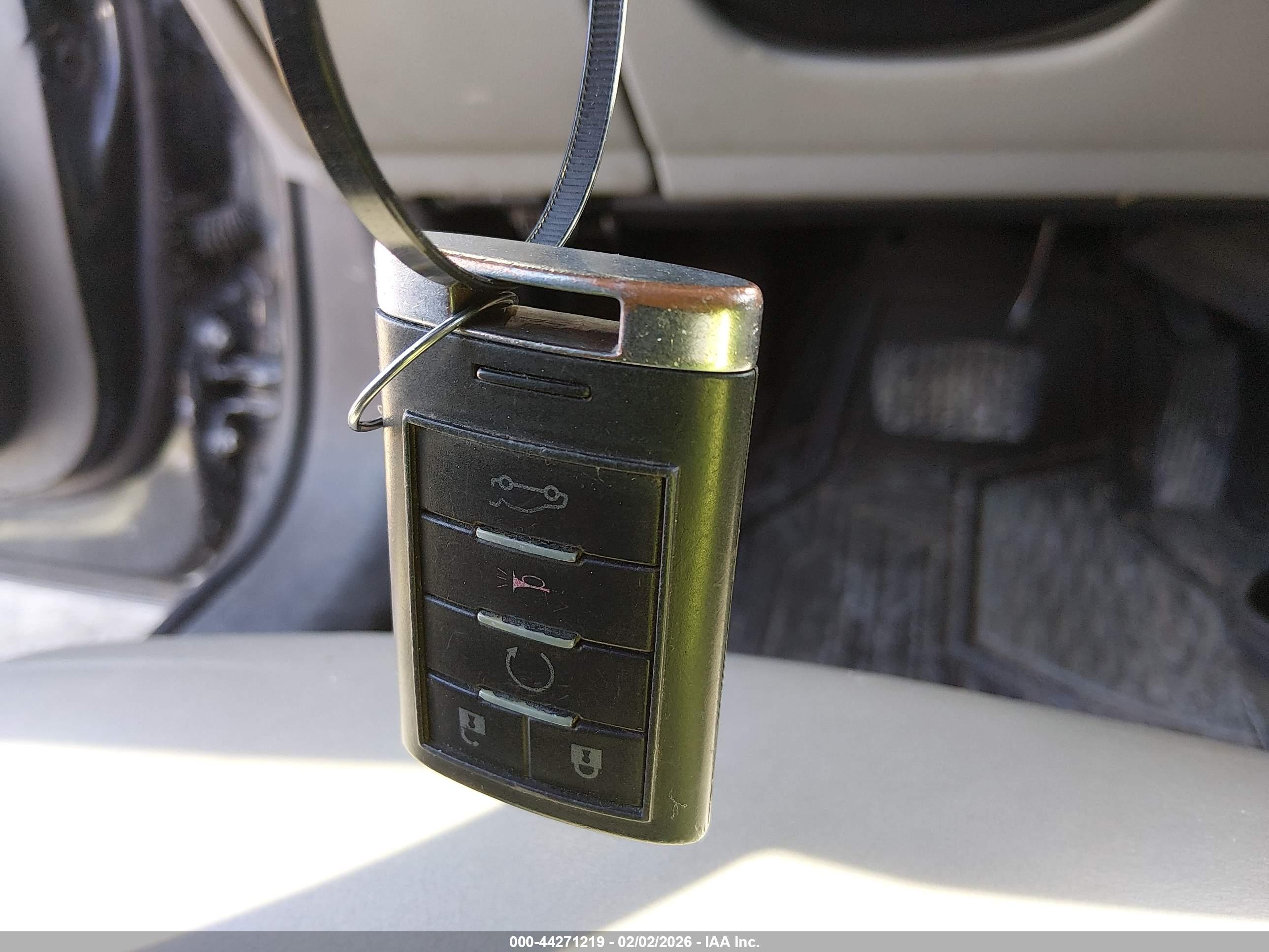 CADILLAC XTS image 11