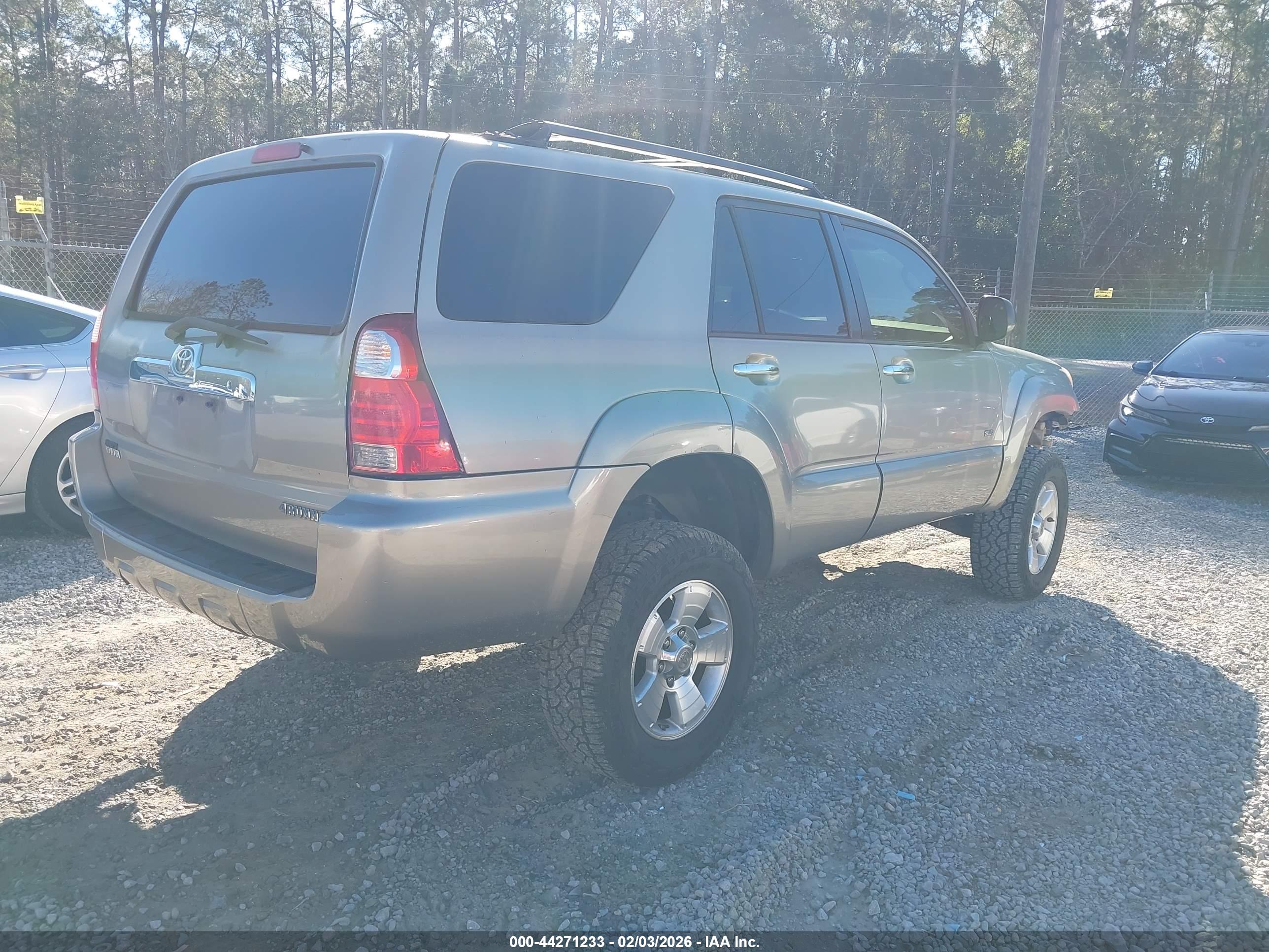 TOYOTA 4RUNNER image 4