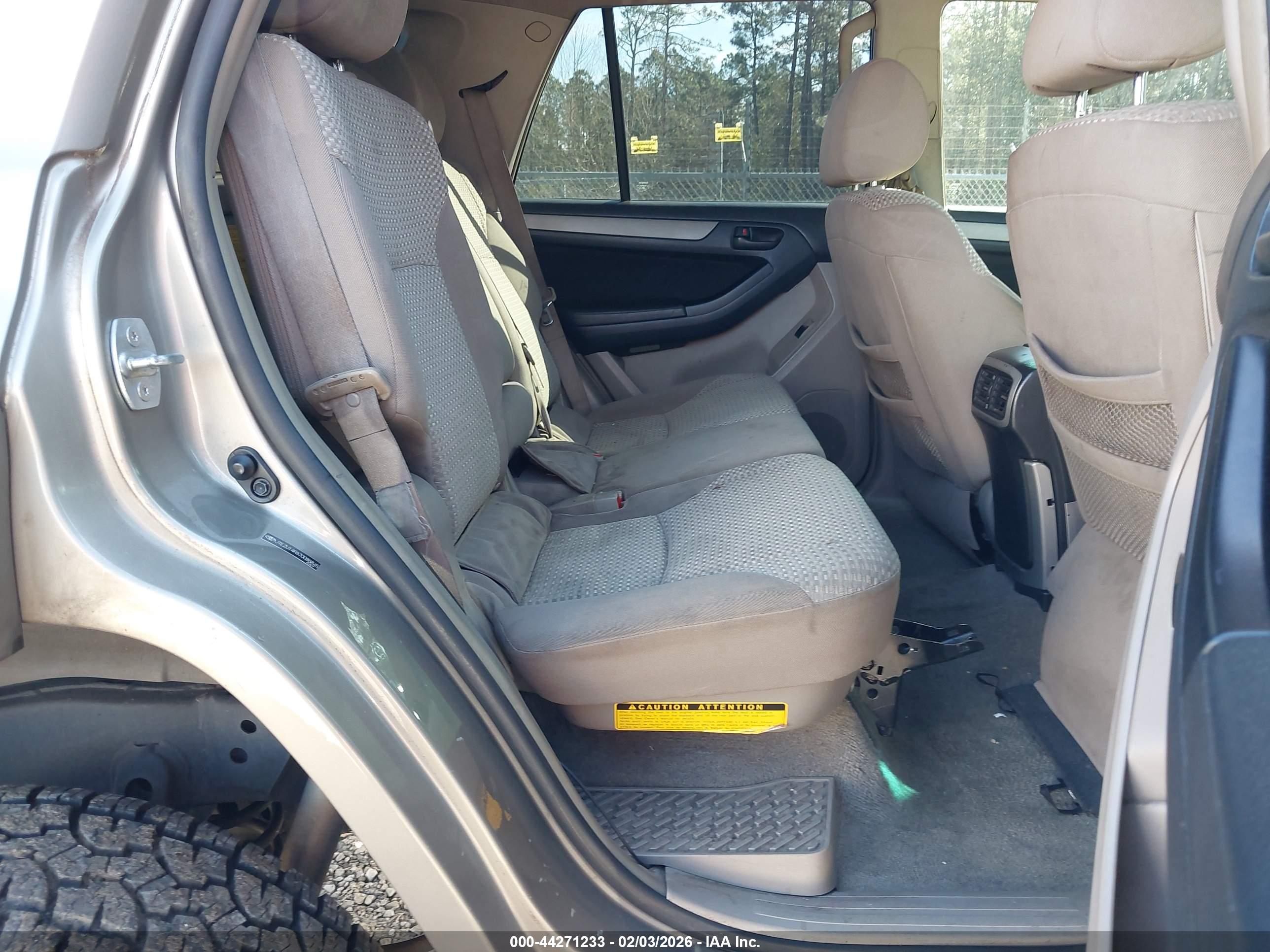 TOYOTA 4RUNNER image 8