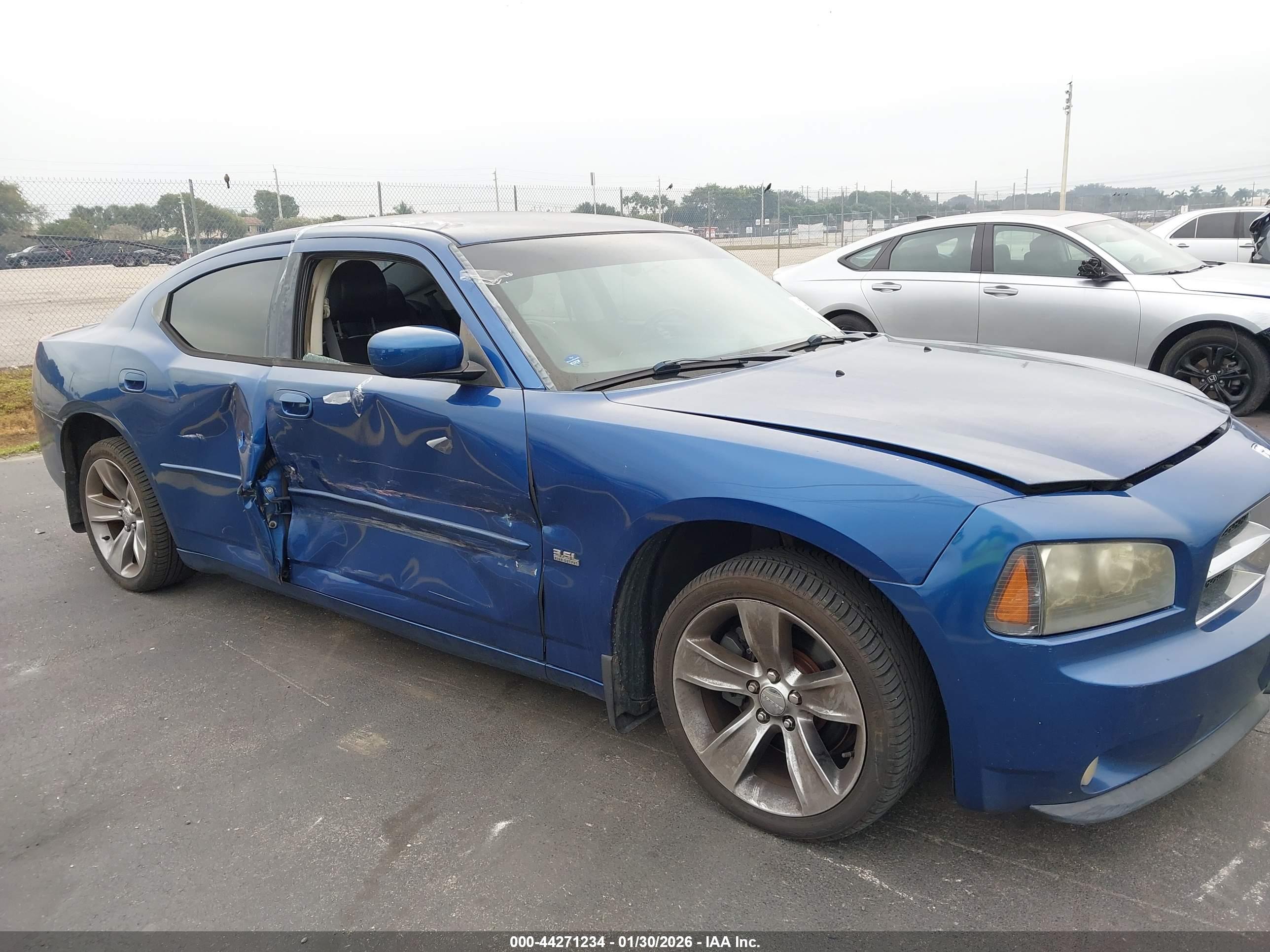 DODGE CHARGER image 6