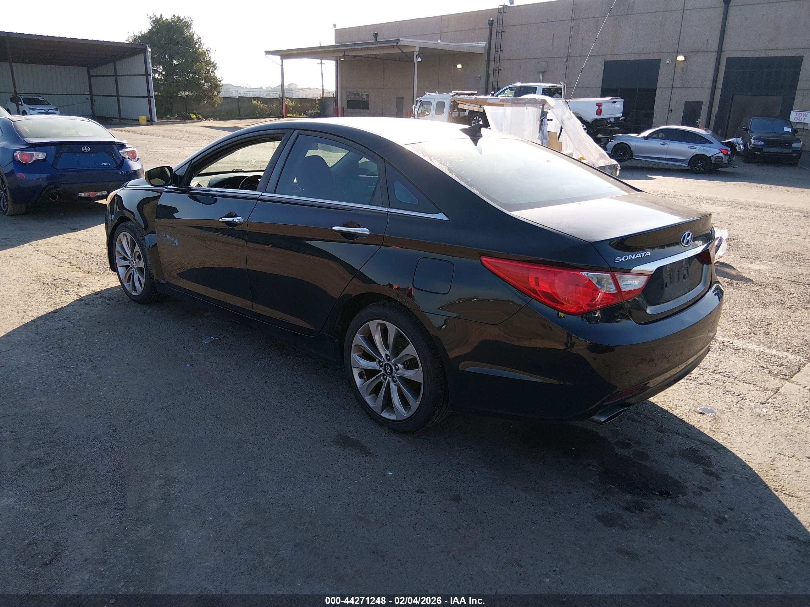 HYUNDAI SONATA image 3