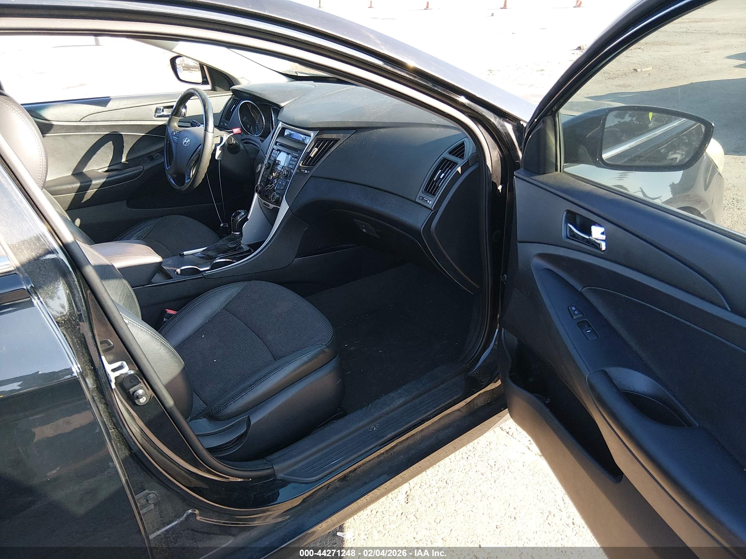 HYUNDAI SONATA image 5