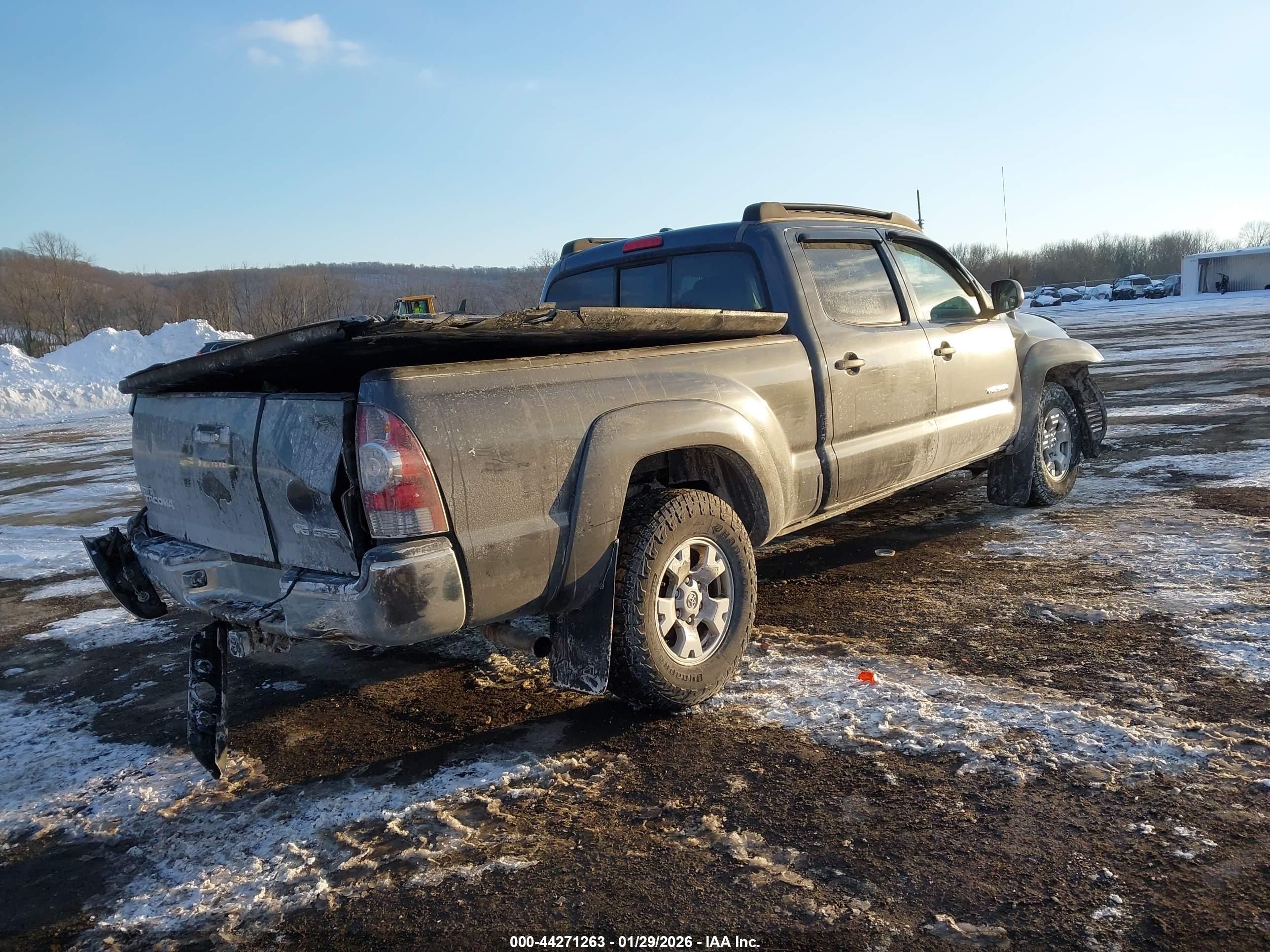TOYOTA TACOMA image 4