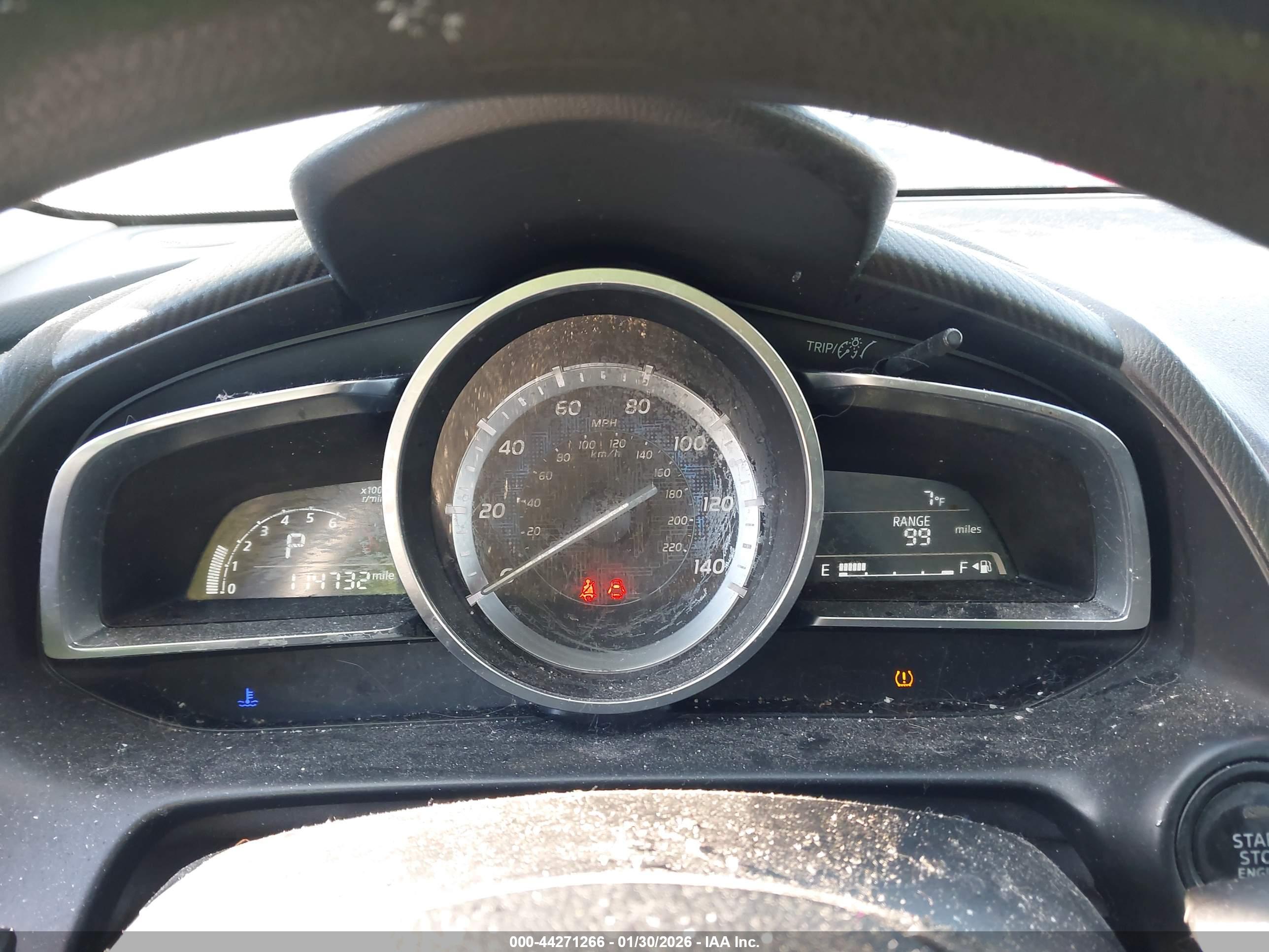 TOYOTA YARIS image 7