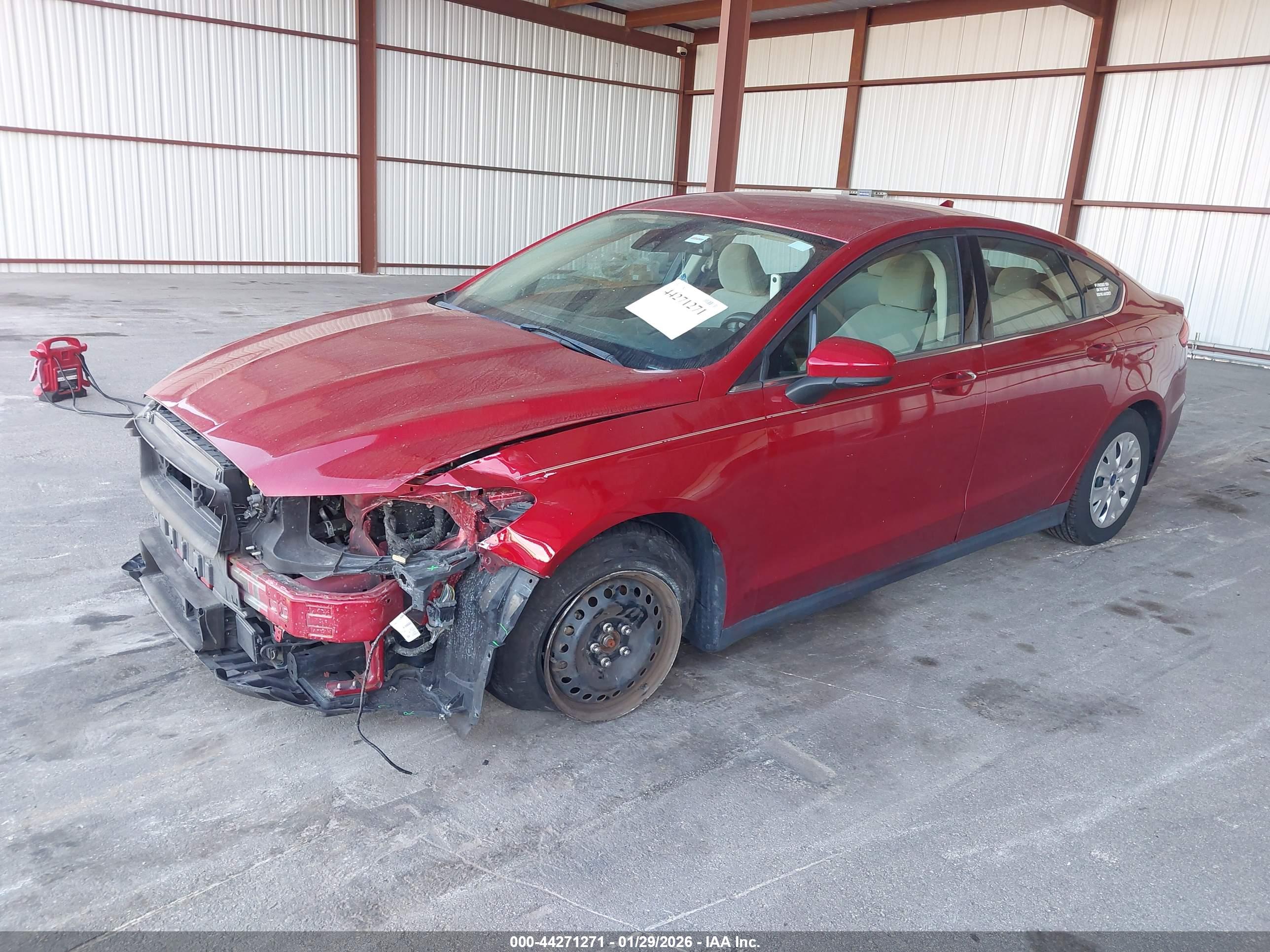 FORD FUSION image 2