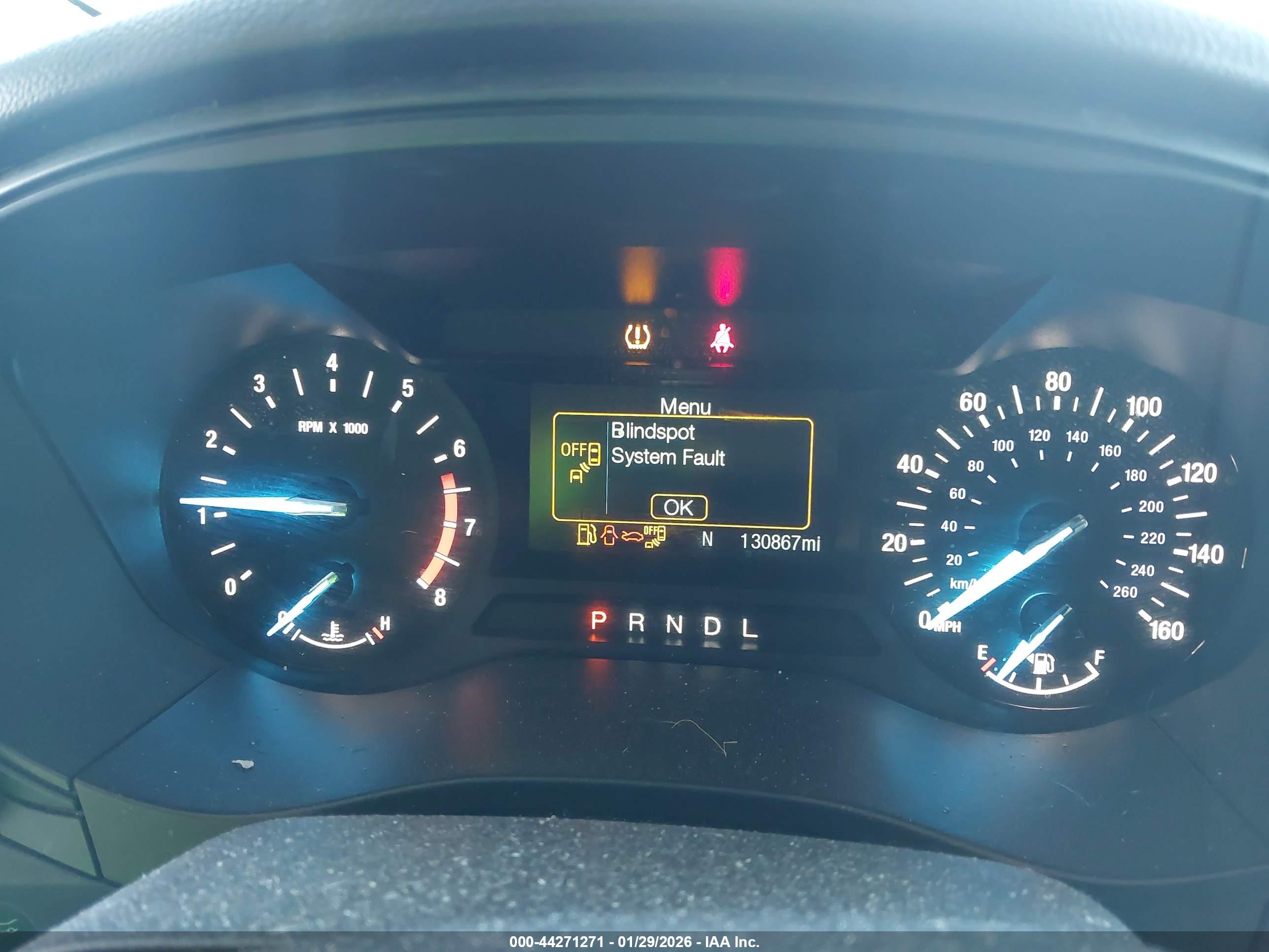 FORD FUSION image 7