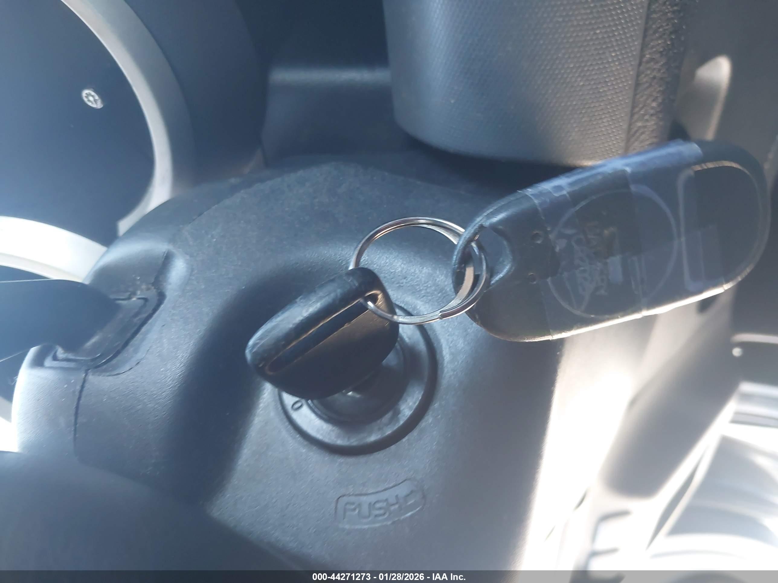 HONDA ELEMENT image 11
