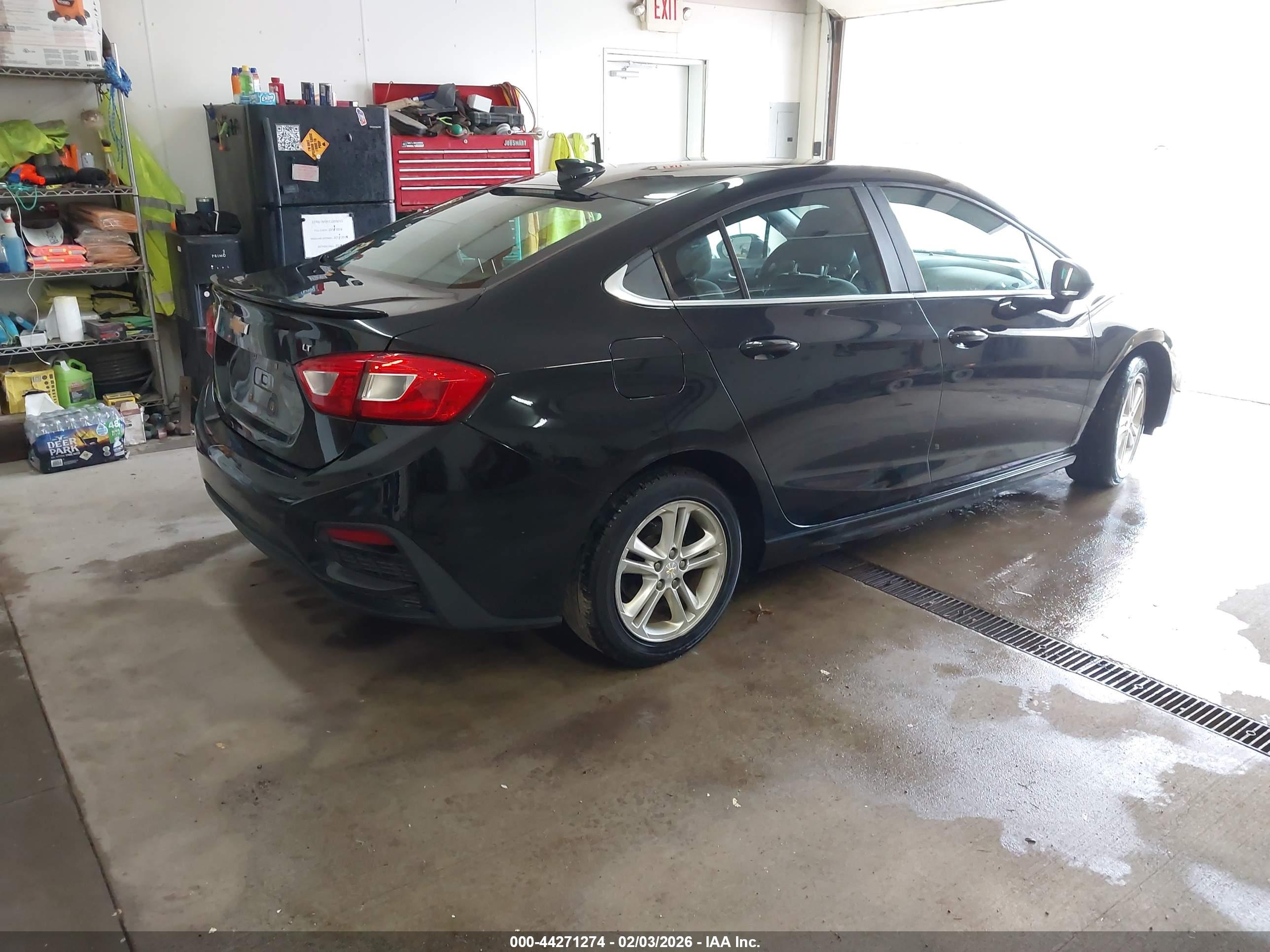 CHEVROLET CRUZE image 4