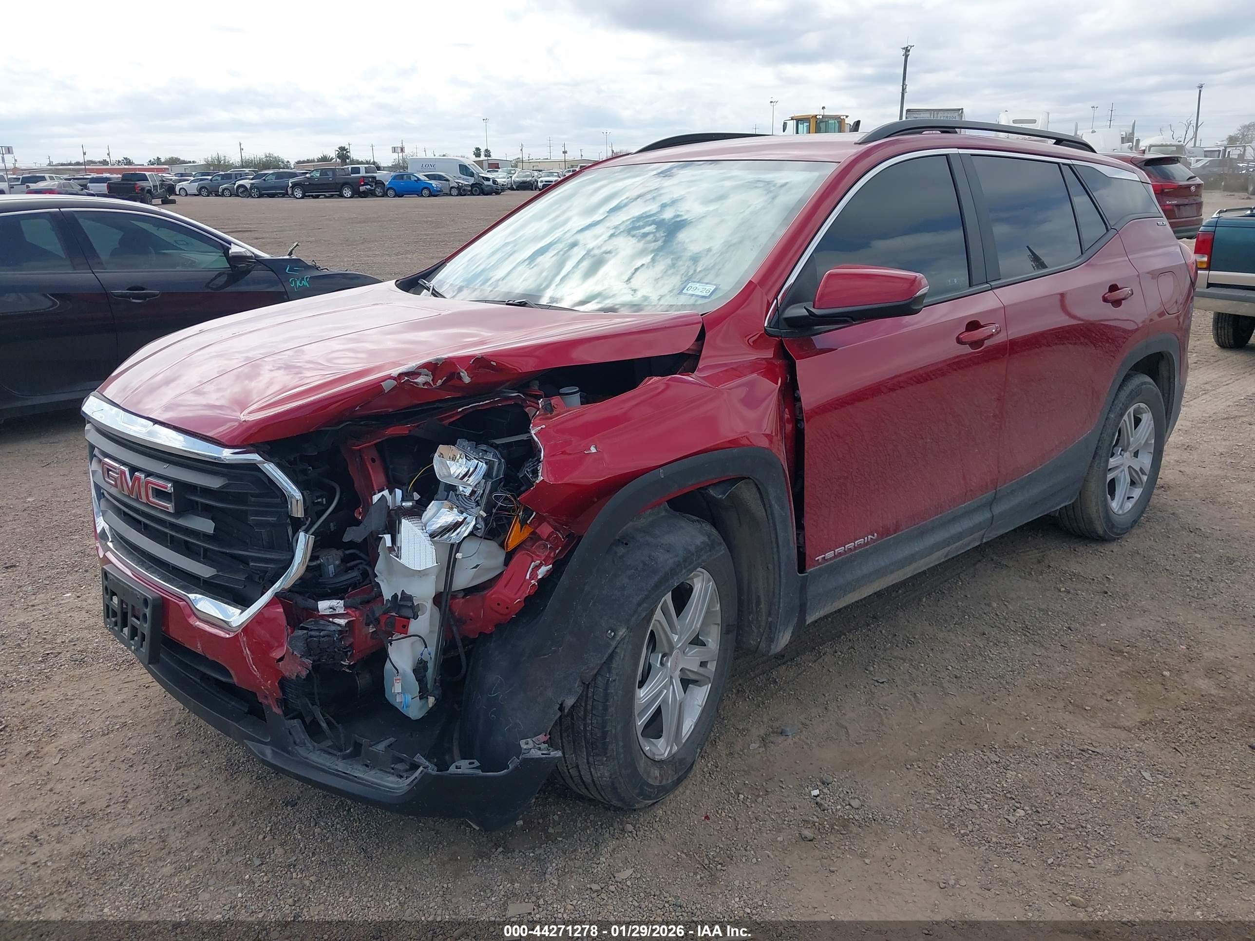 GMC TERRAIN image 2