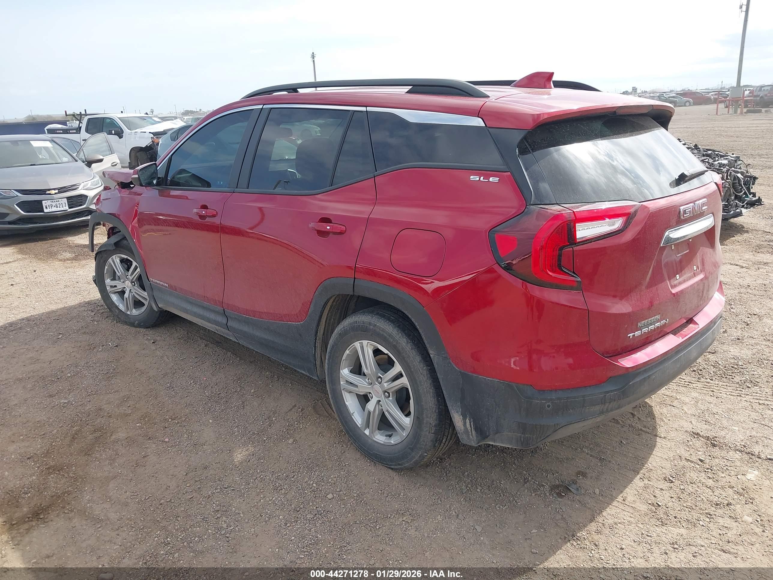 GMC TERRAIN image 3