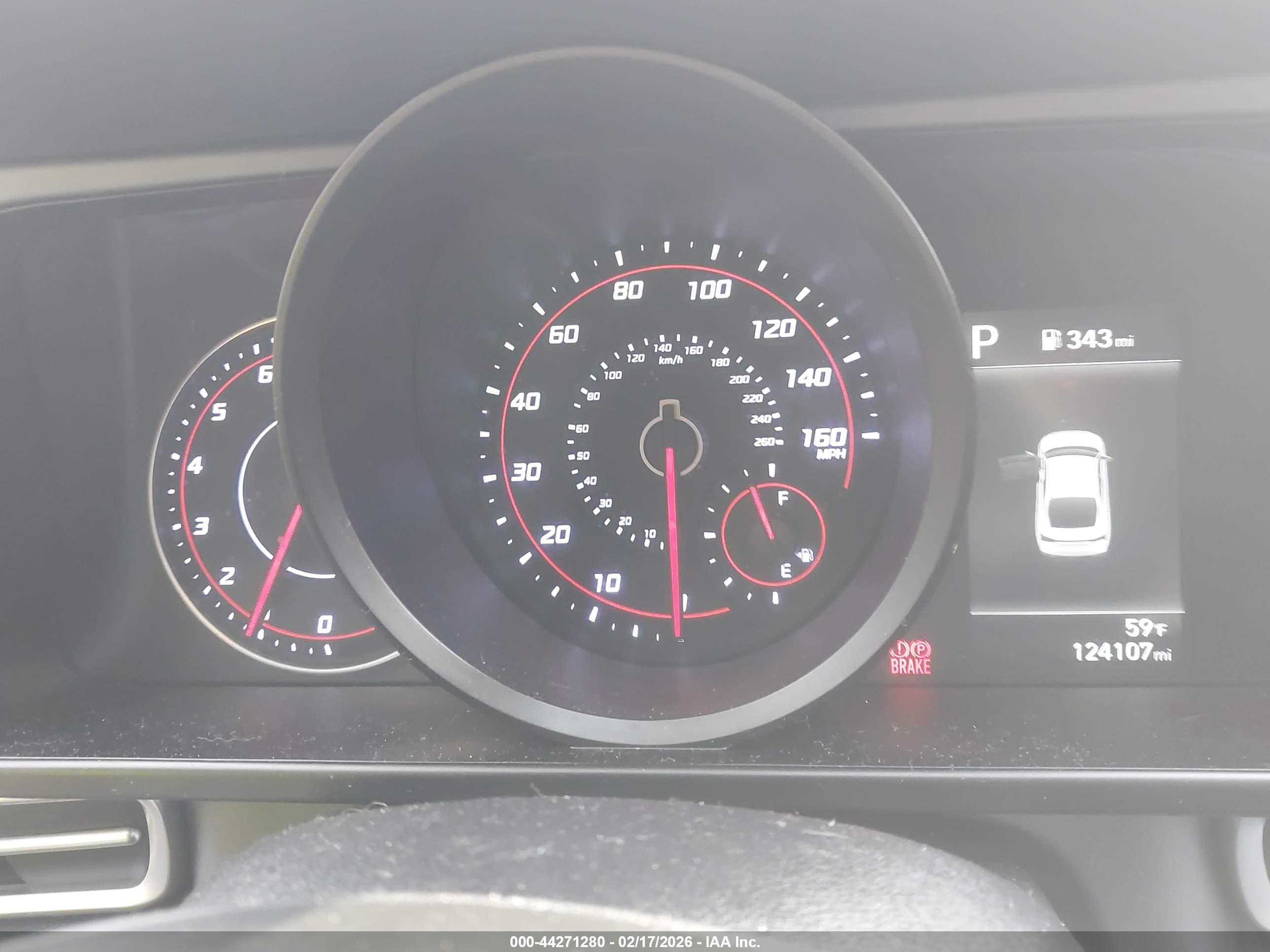 HYUNDAI ELANTRA image 7