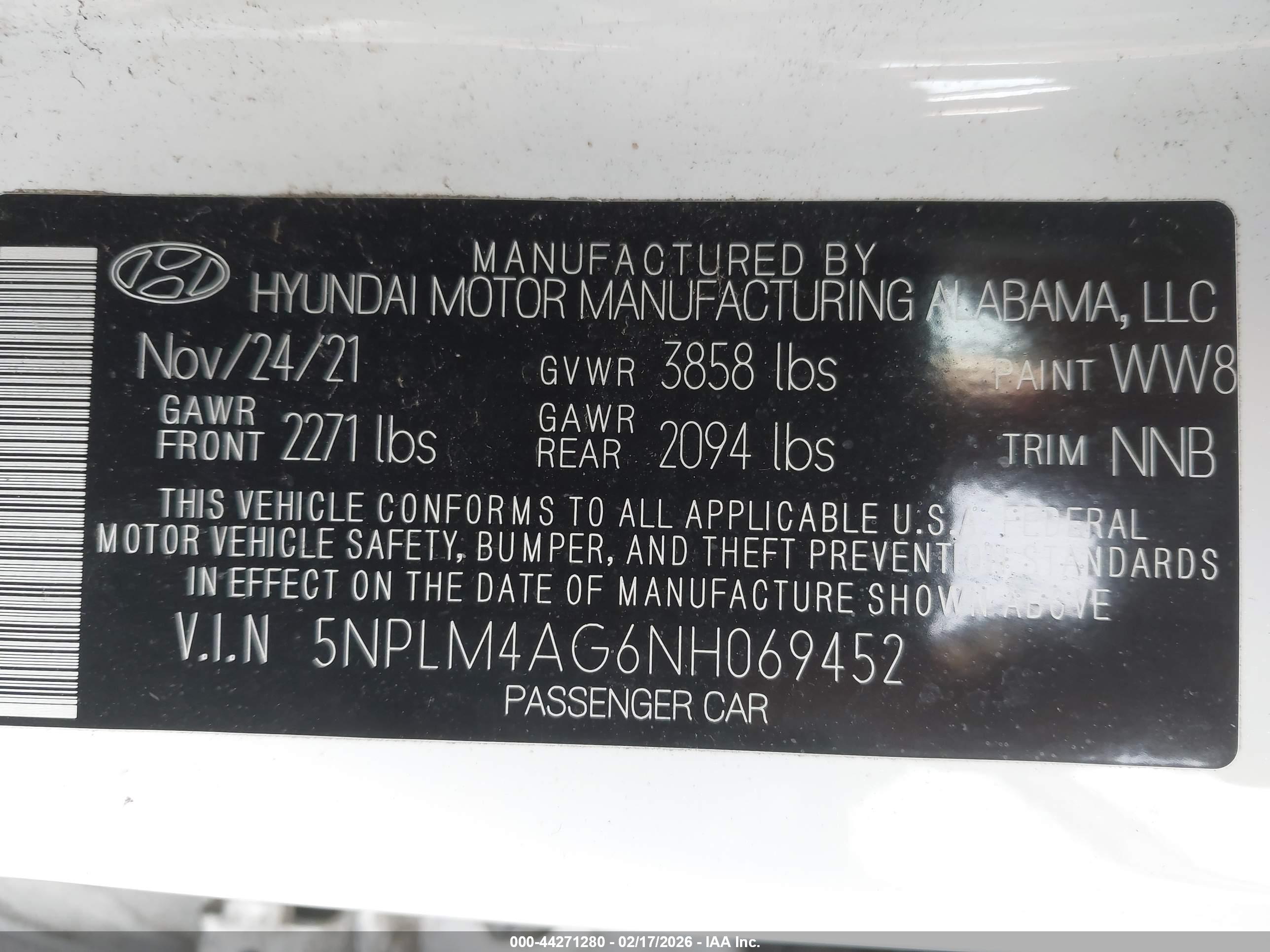 HYUNDAI ELANTRA image 9