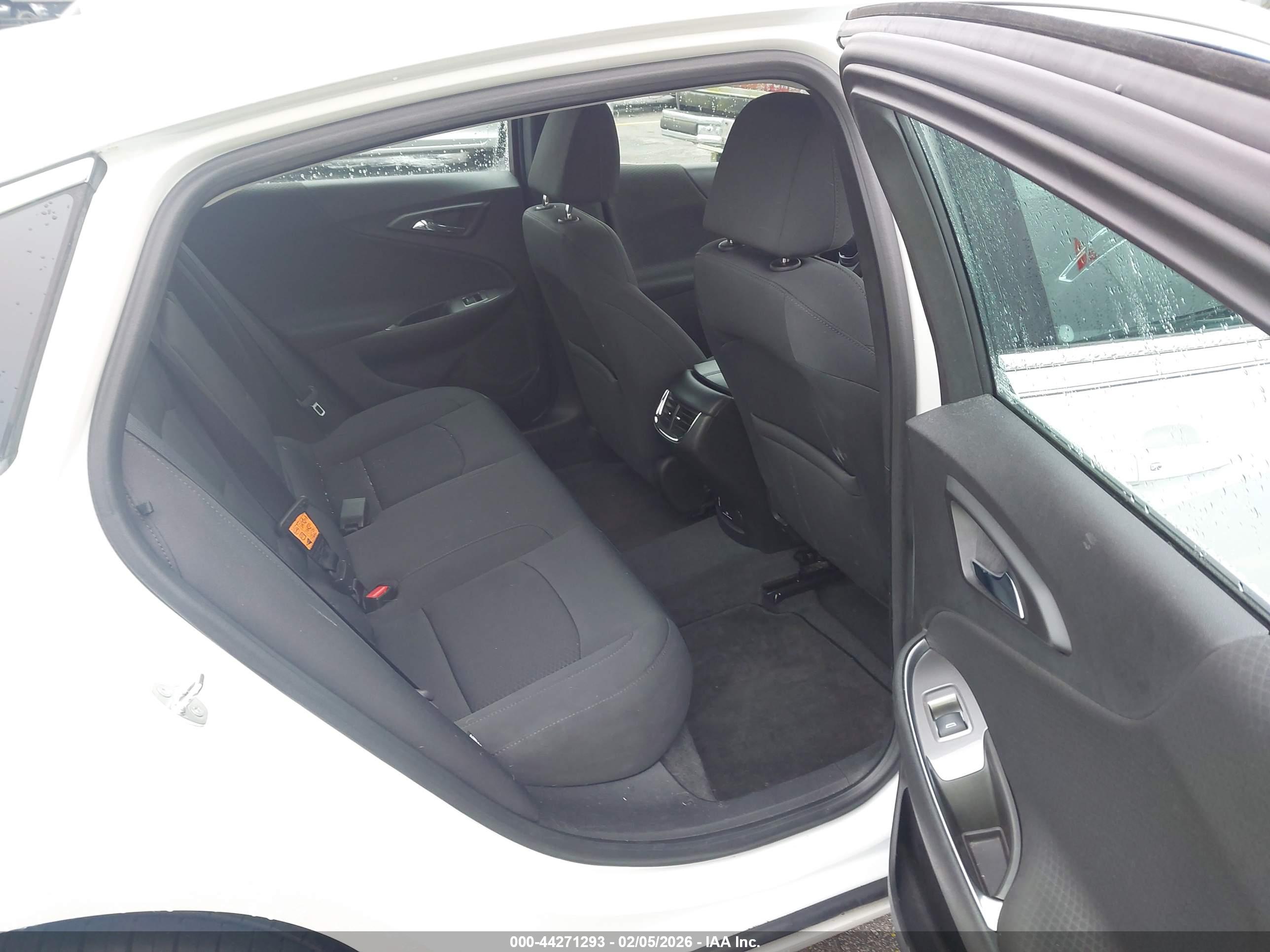 CHEVROLET MALIBU image 8