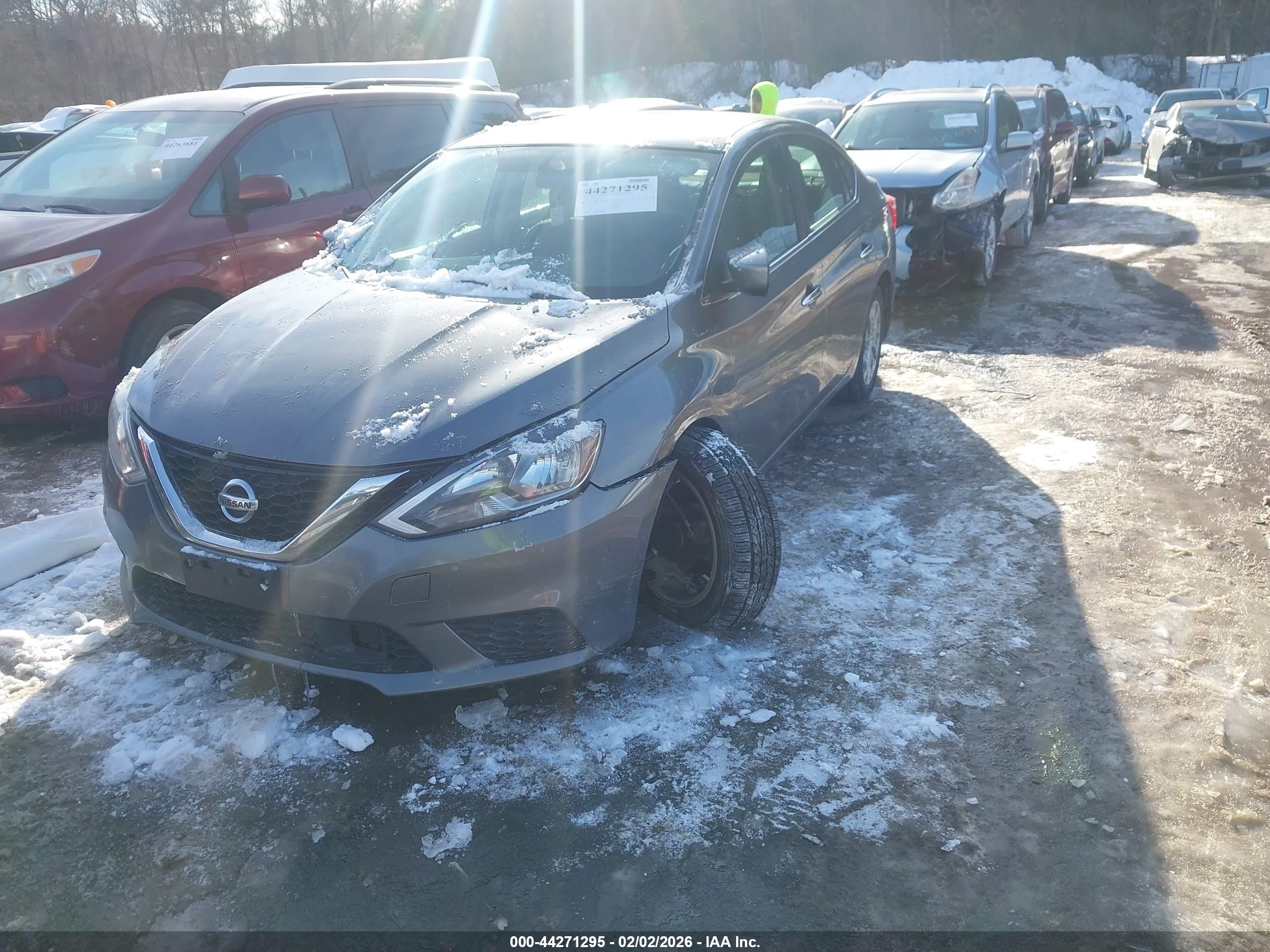 NISSAN SENTRA image 2