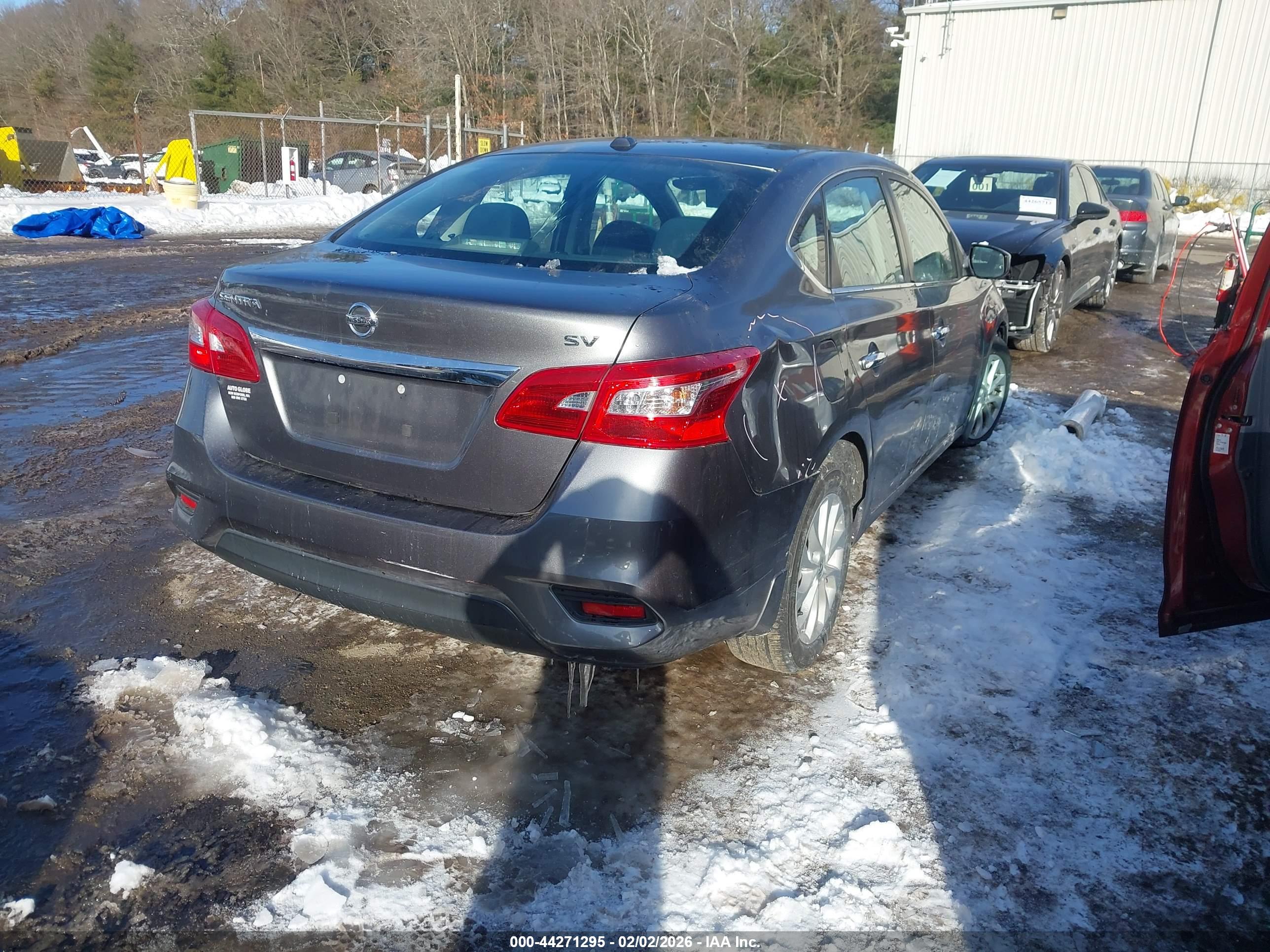 NISSAN SENTRA image 4