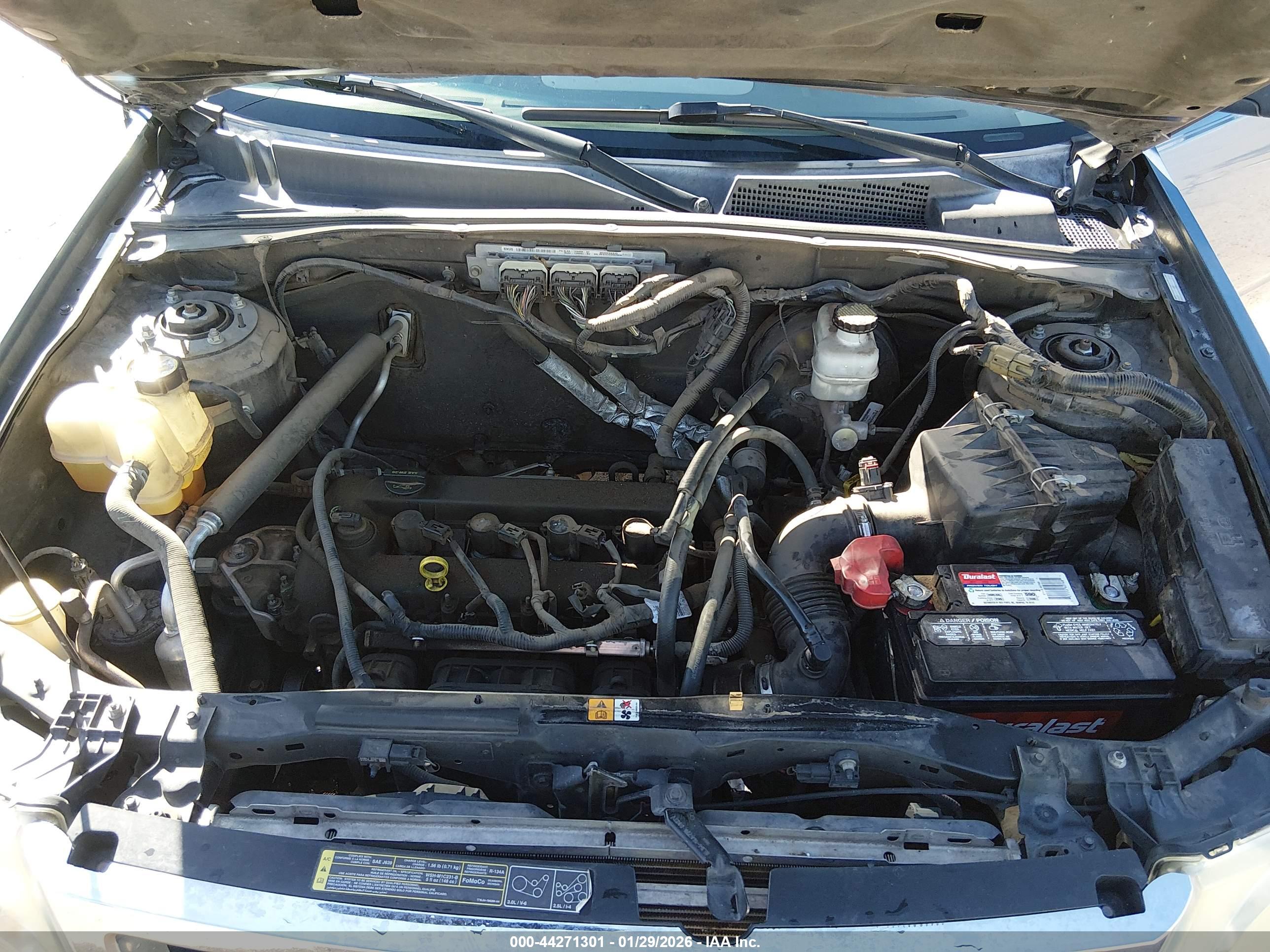 FORD ESCAPE image 10