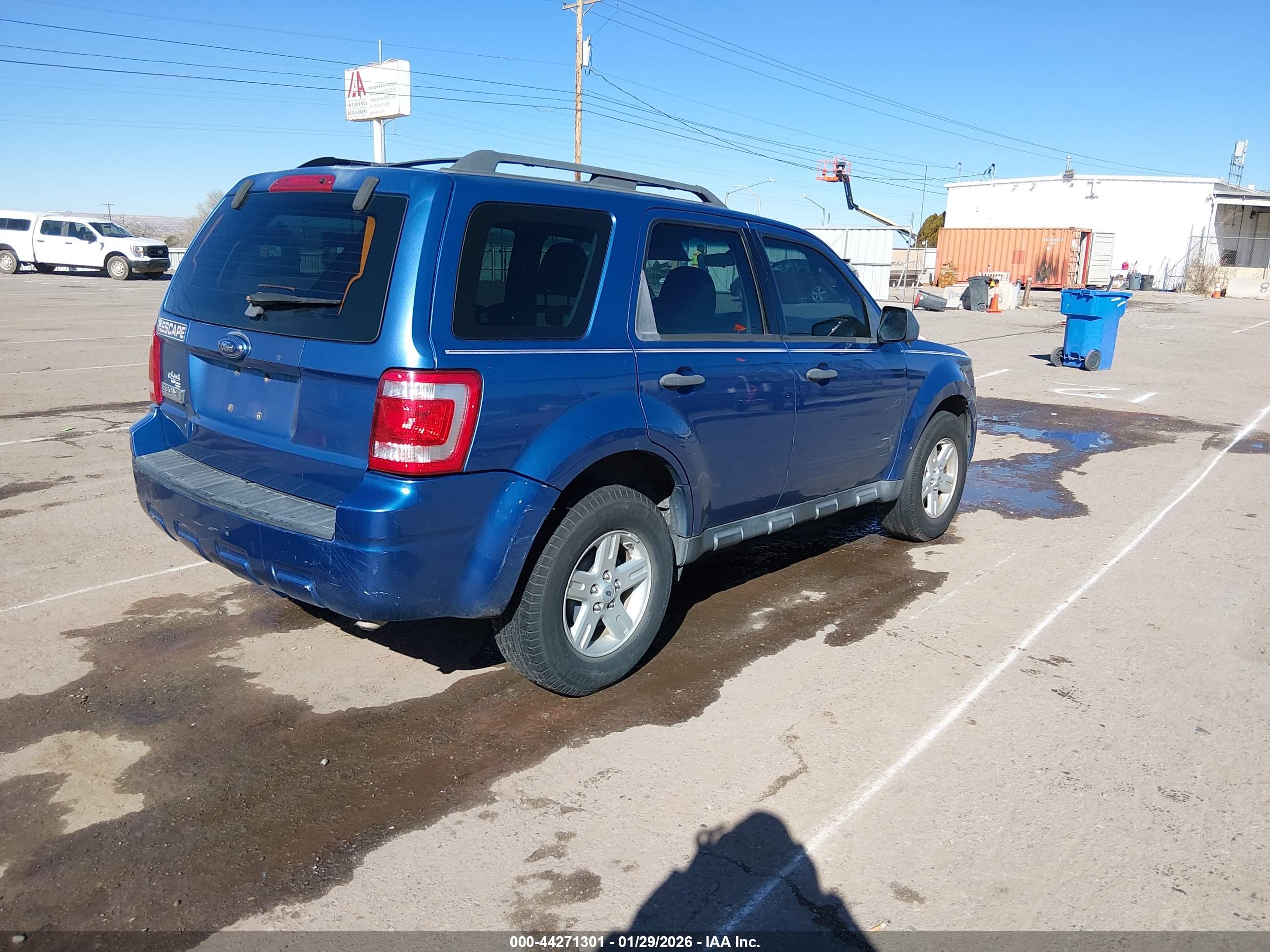 FORD ESCAPE image 4