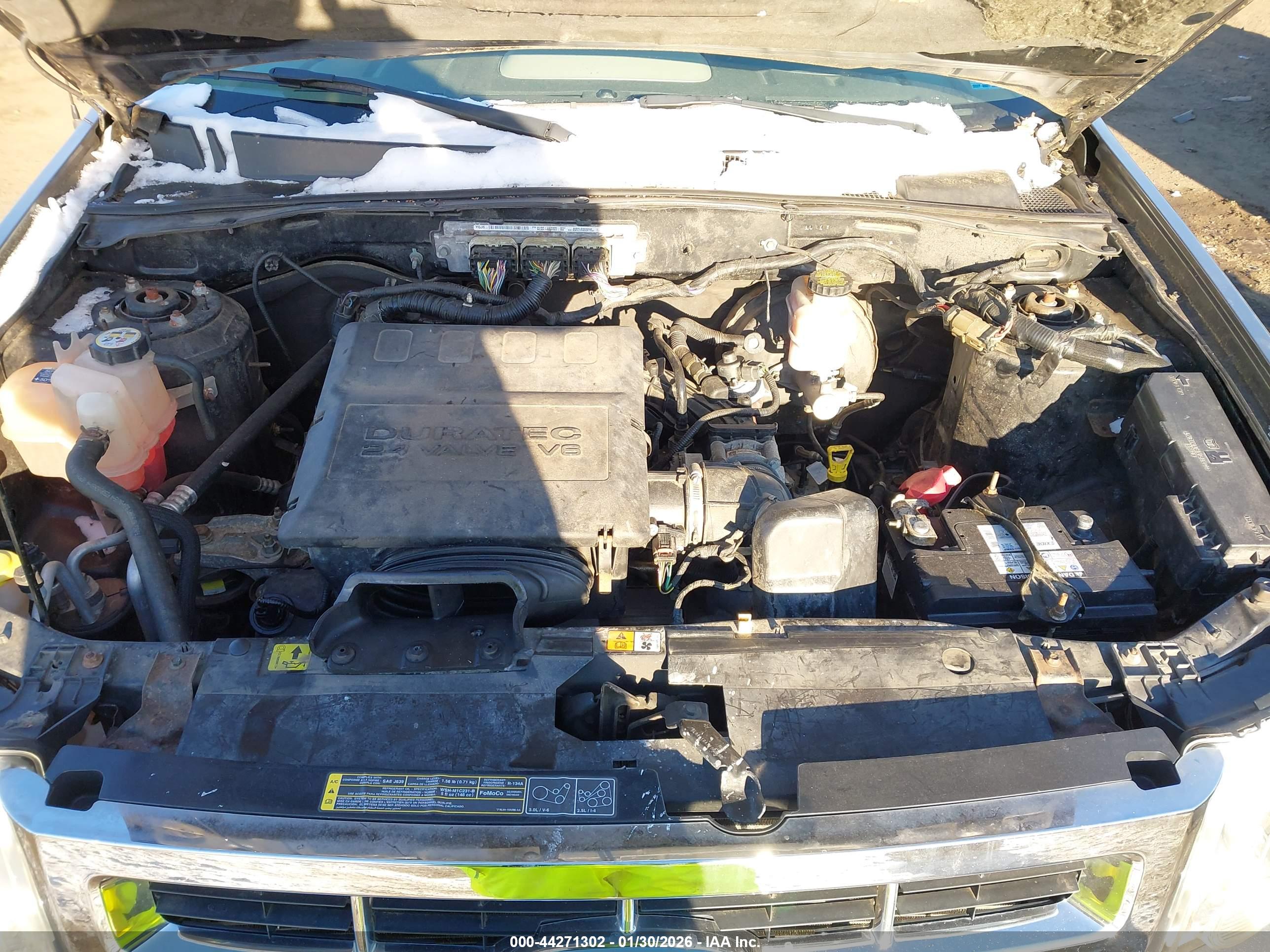 FORD ESCAPE image 10