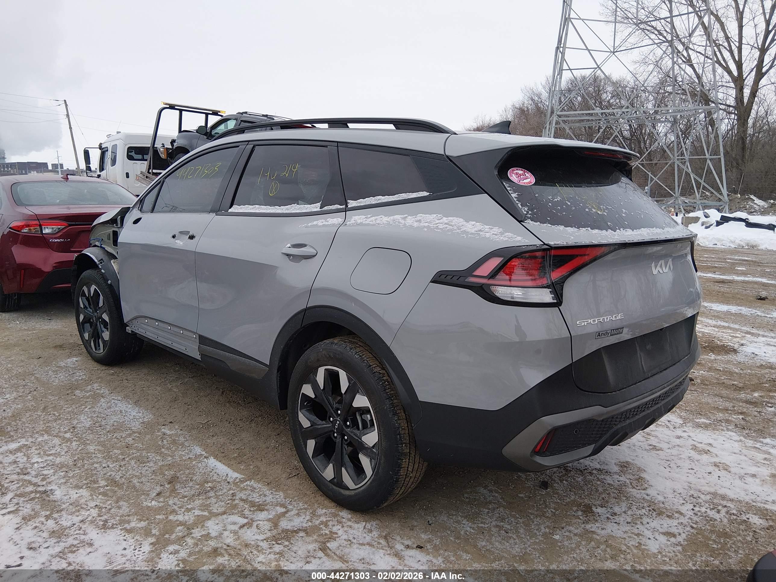 KIA SPORTAGE image 3