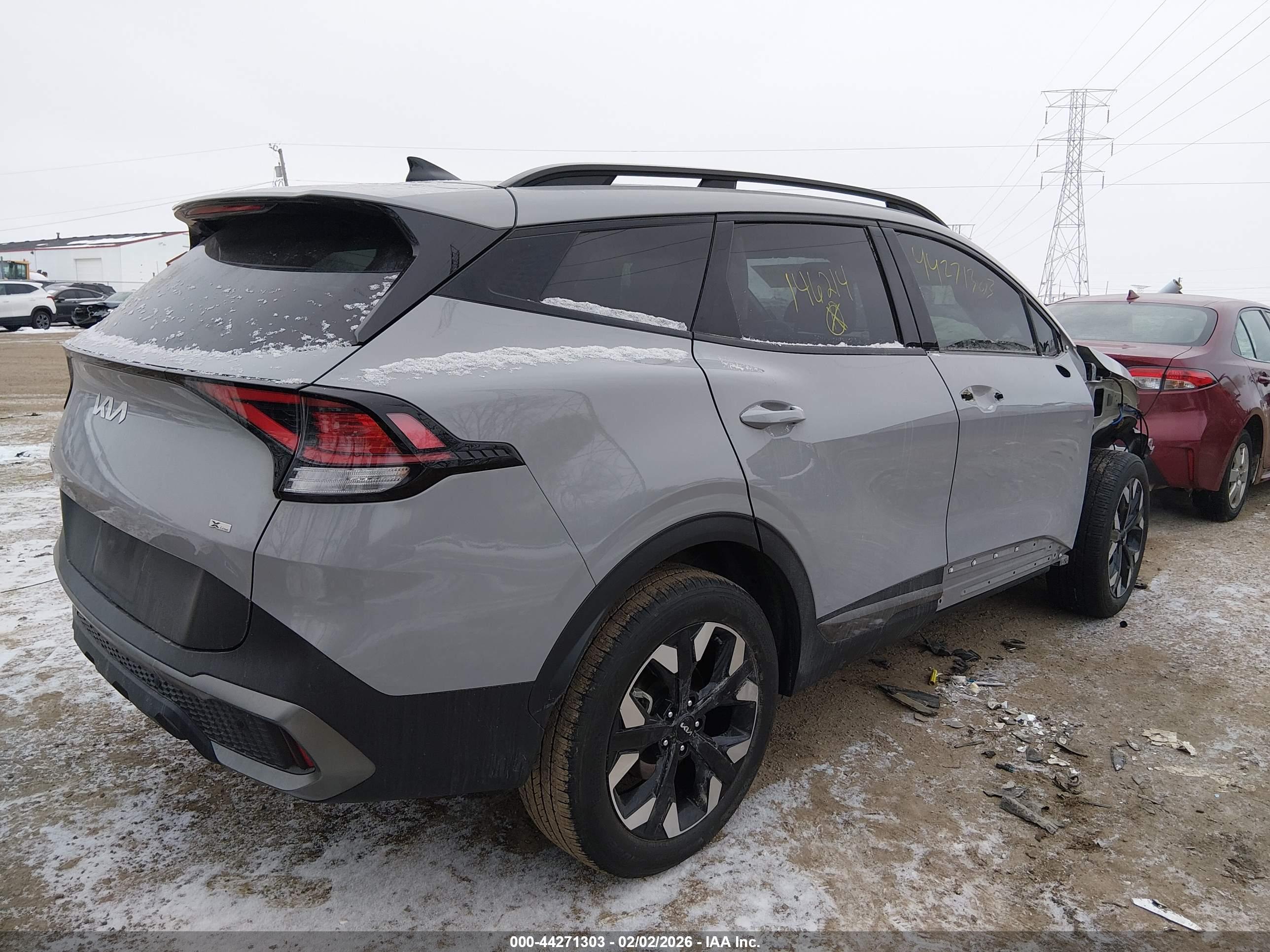 KIA SPORTAGE image 4