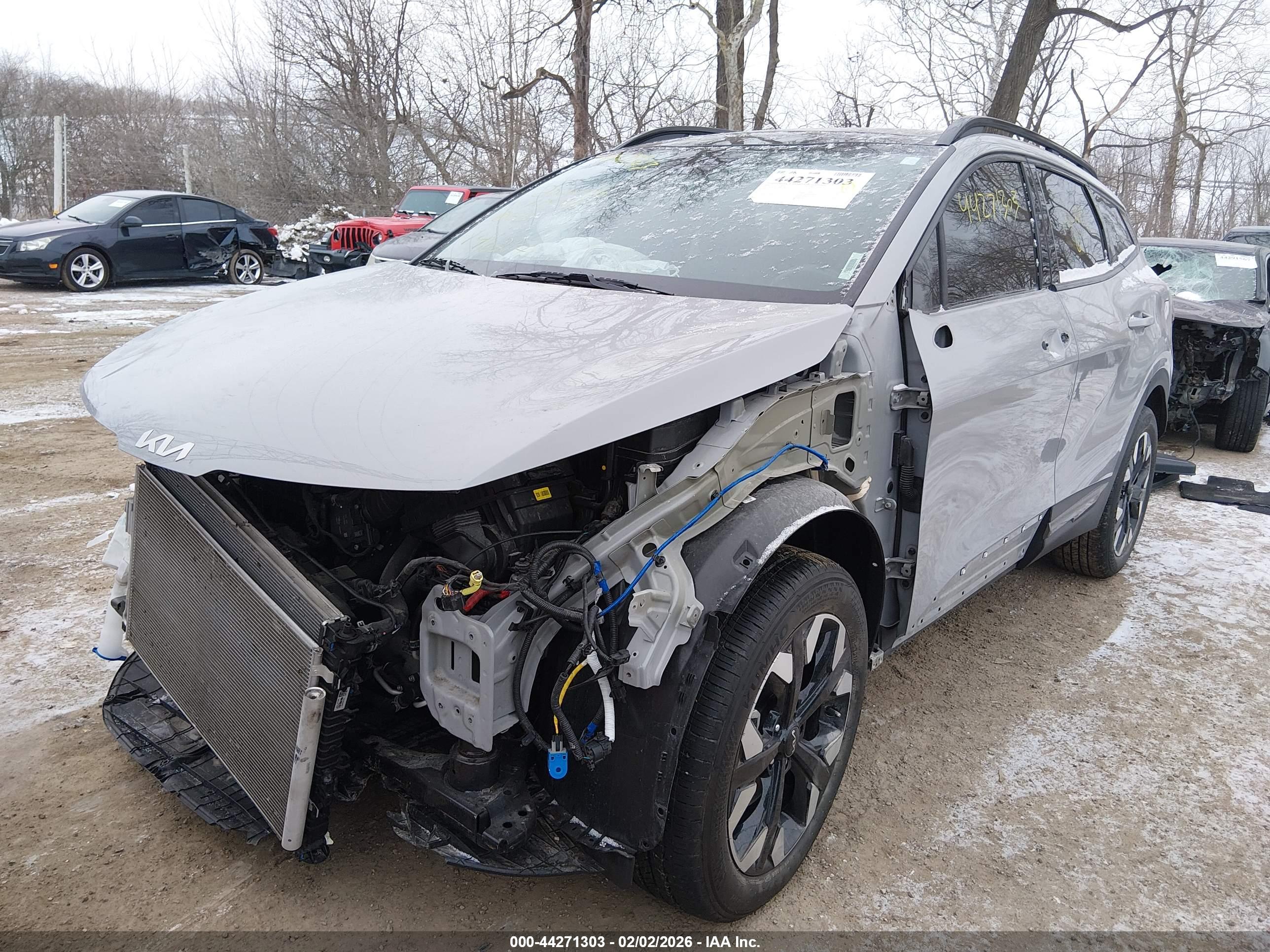 KIA SPORTAGE image 6