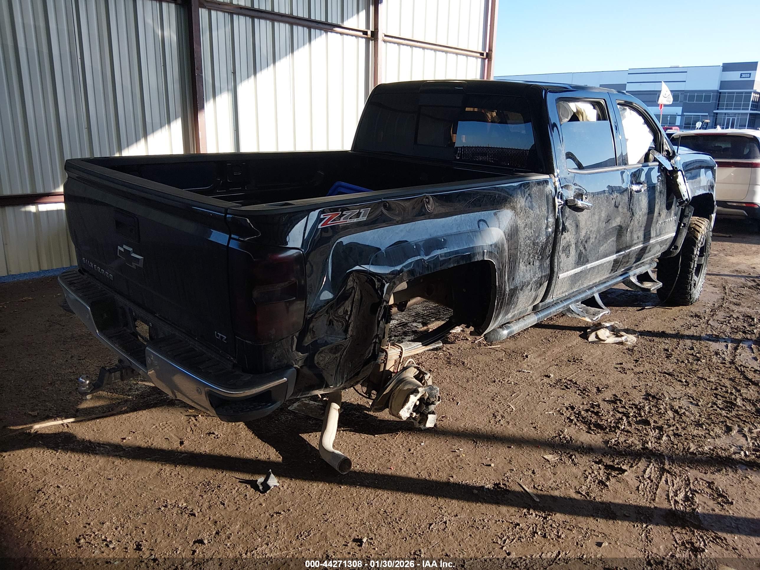 CHEVROLET SILVERADO image 4