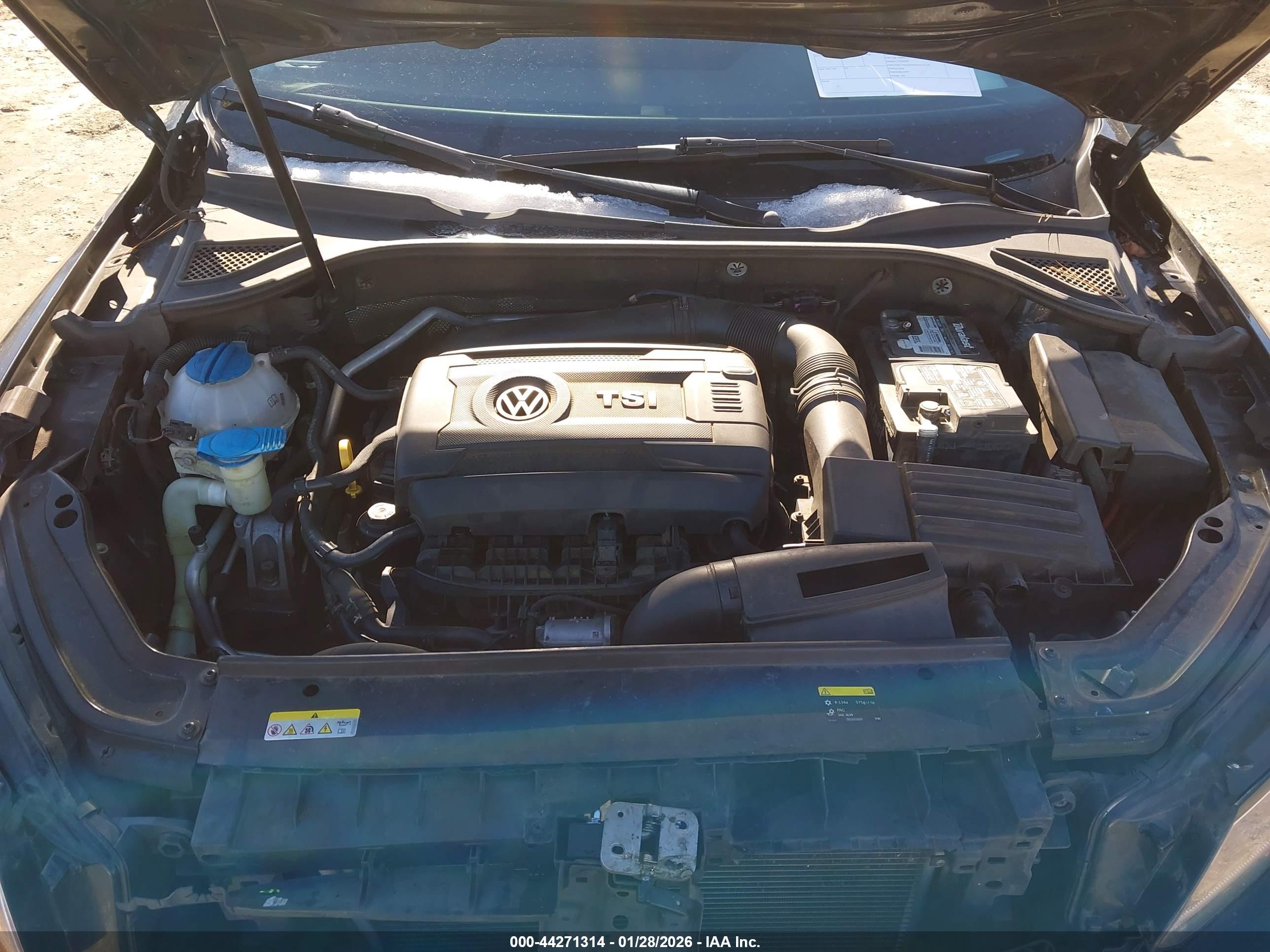 VOLKSWAGEN PASSAT image 10