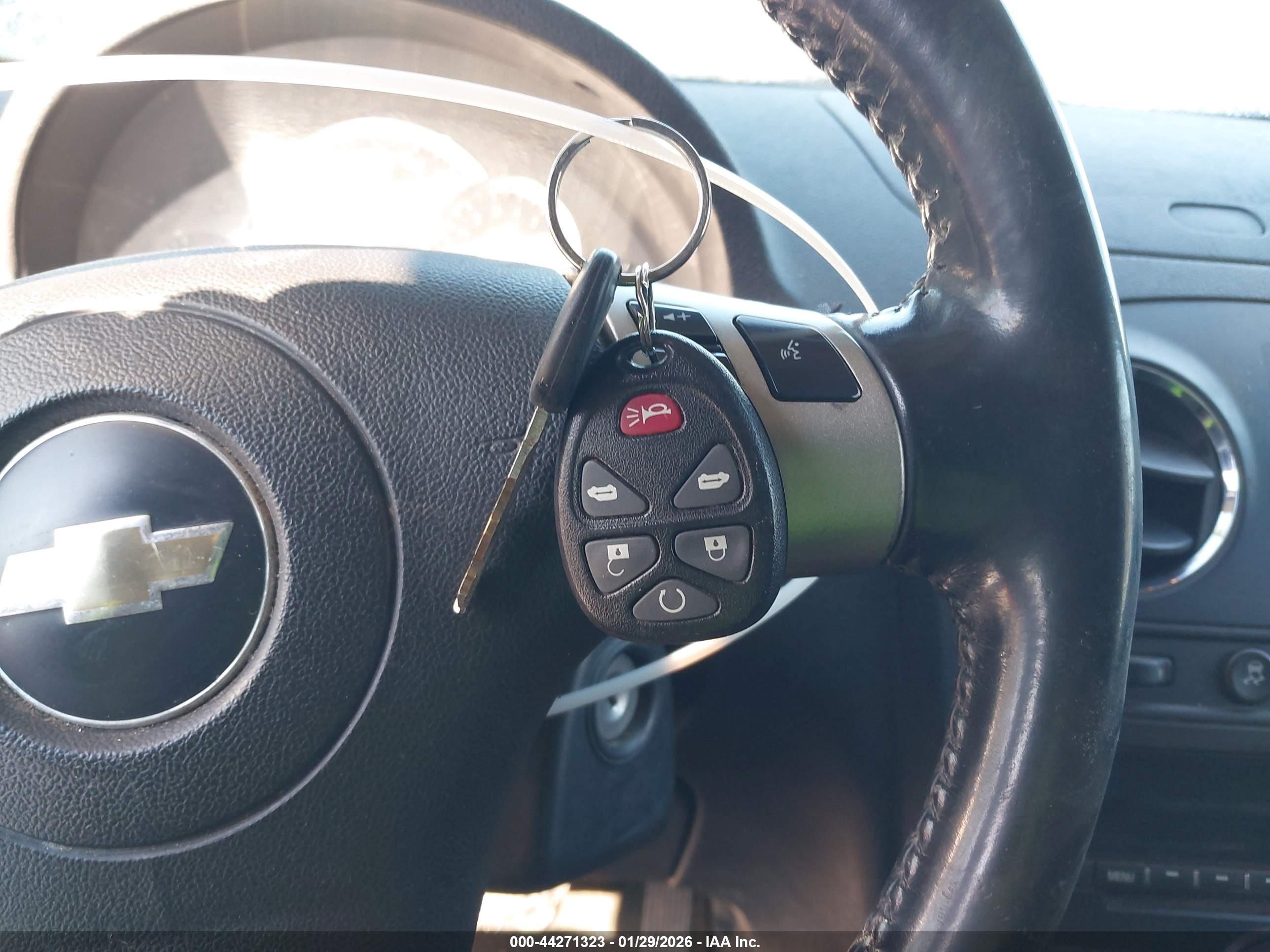CHEVROLET HHR image 11