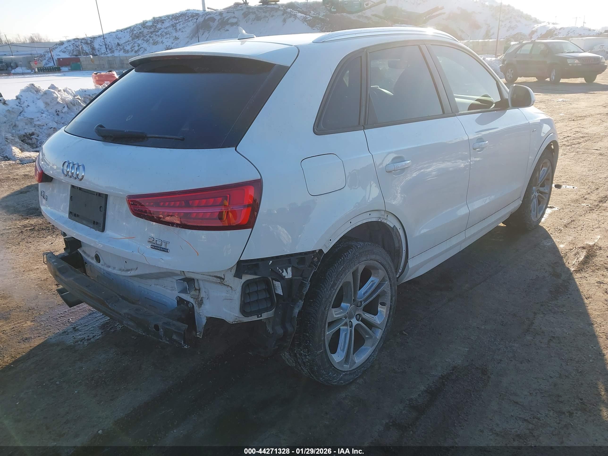 AUDI Q3 image 4