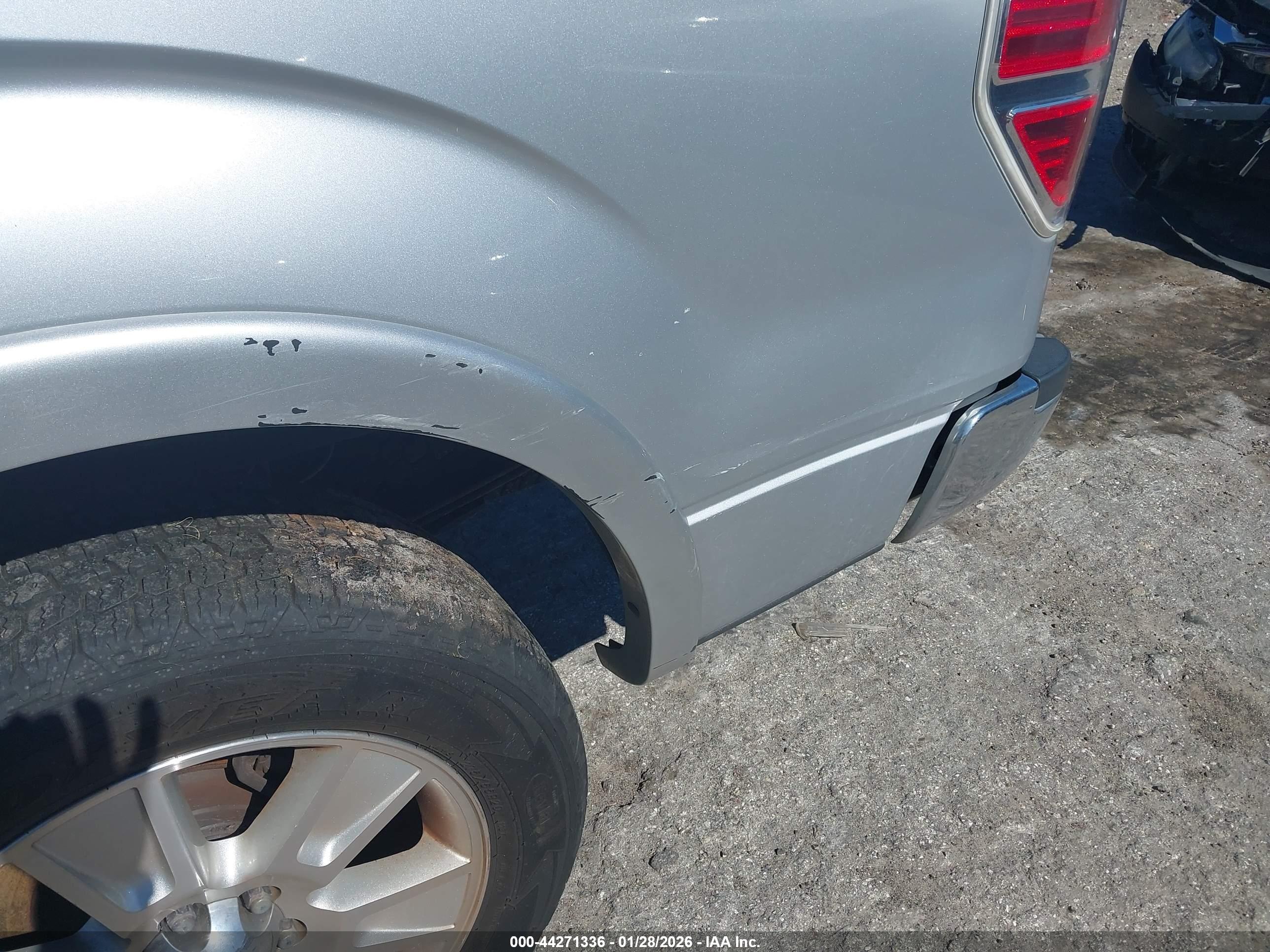 FORD F-150 image 6