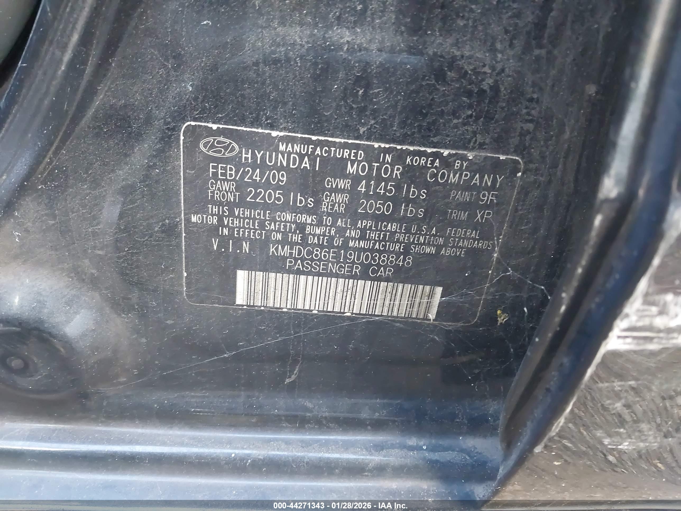HYUNDAI ELANTRA image 9