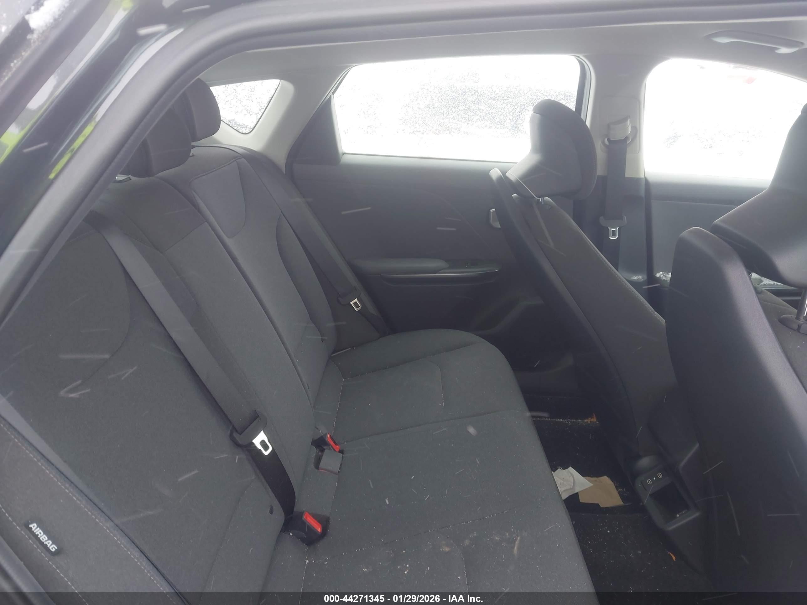 KIA K4 image 8
