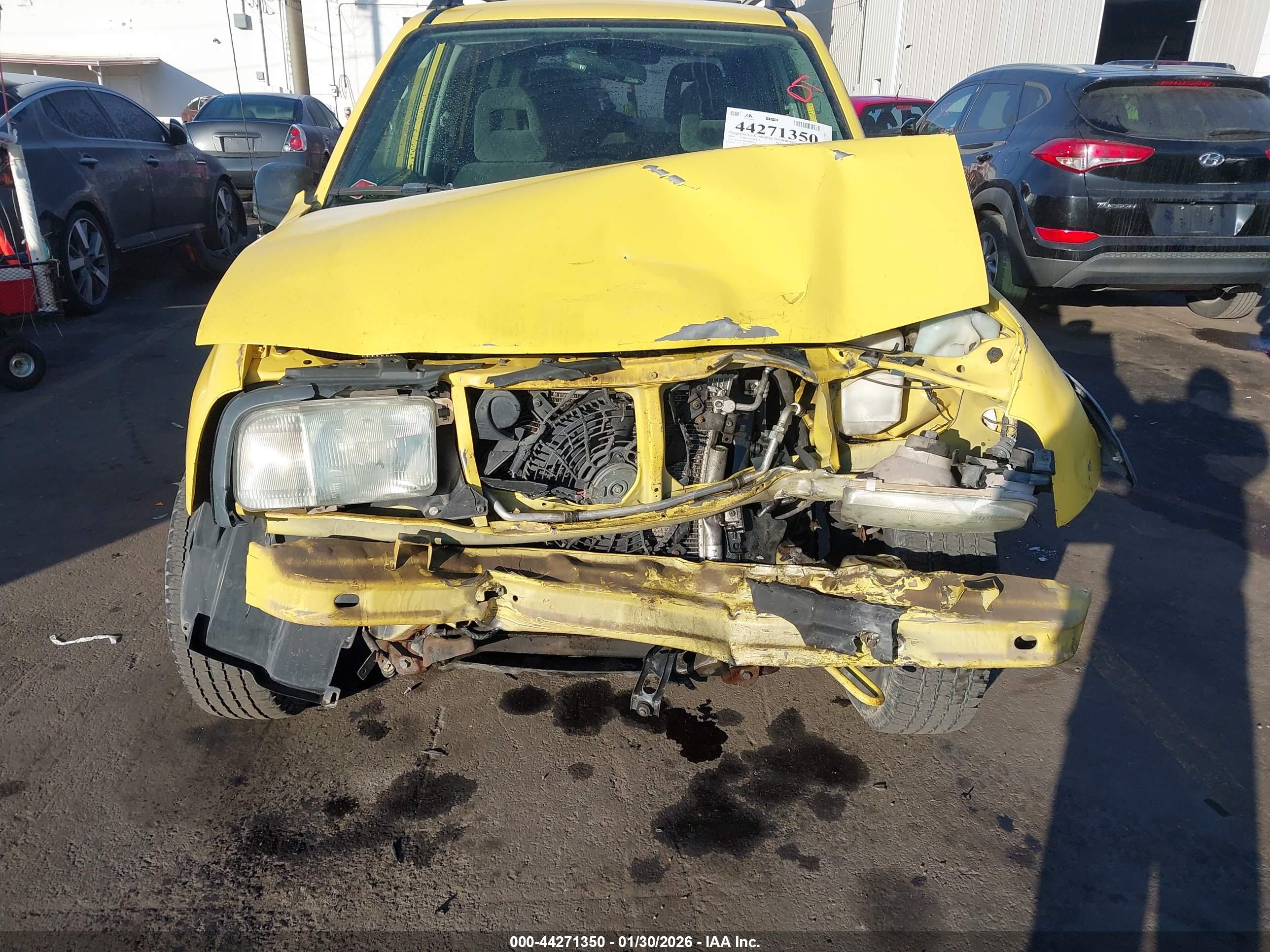 CHEVROLET TRACKER image 6
