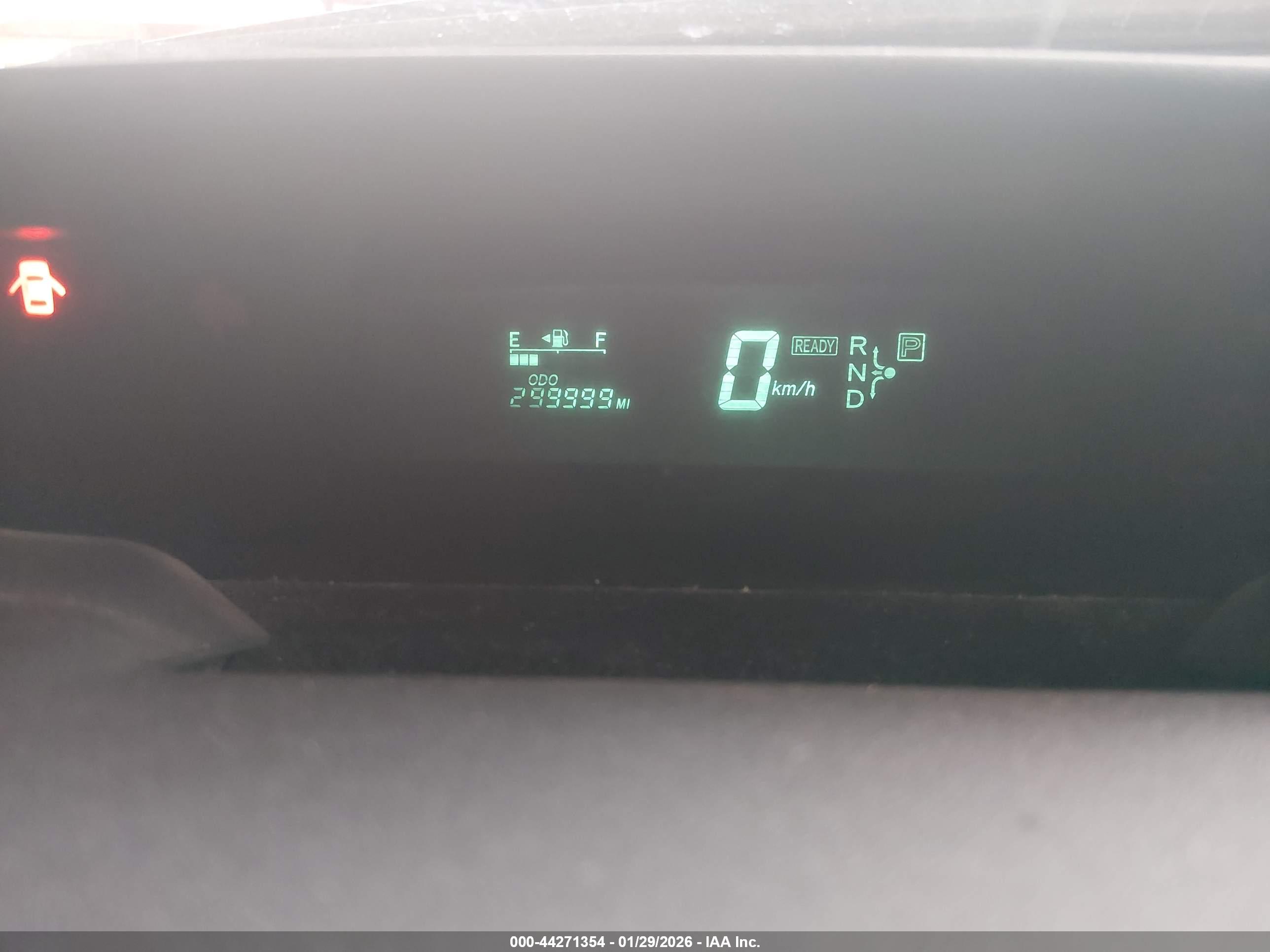 TOYOTA PRIUS image 7