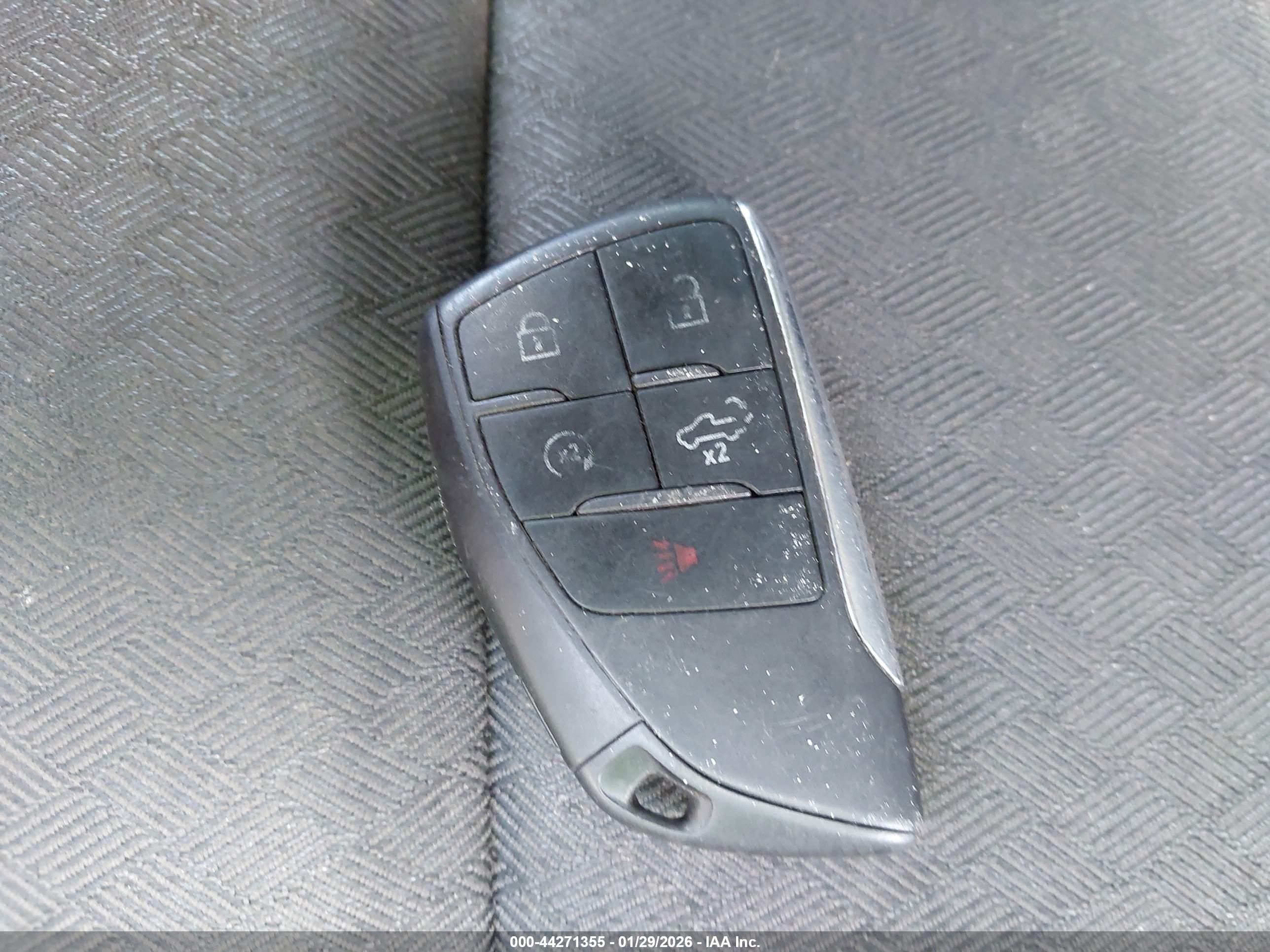 CHEVROLET SILVERADO image 11