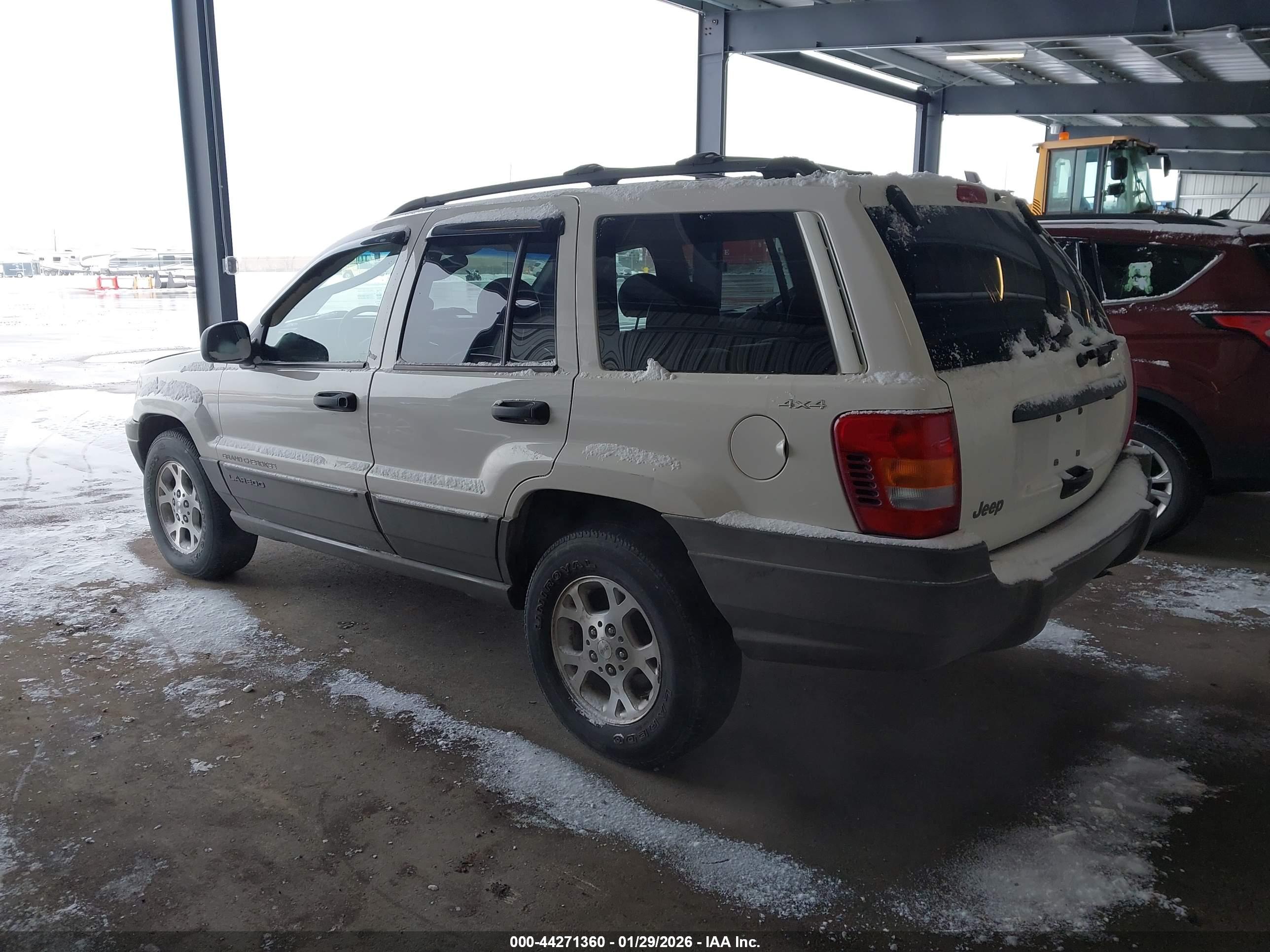 JEEP GRAND image 3