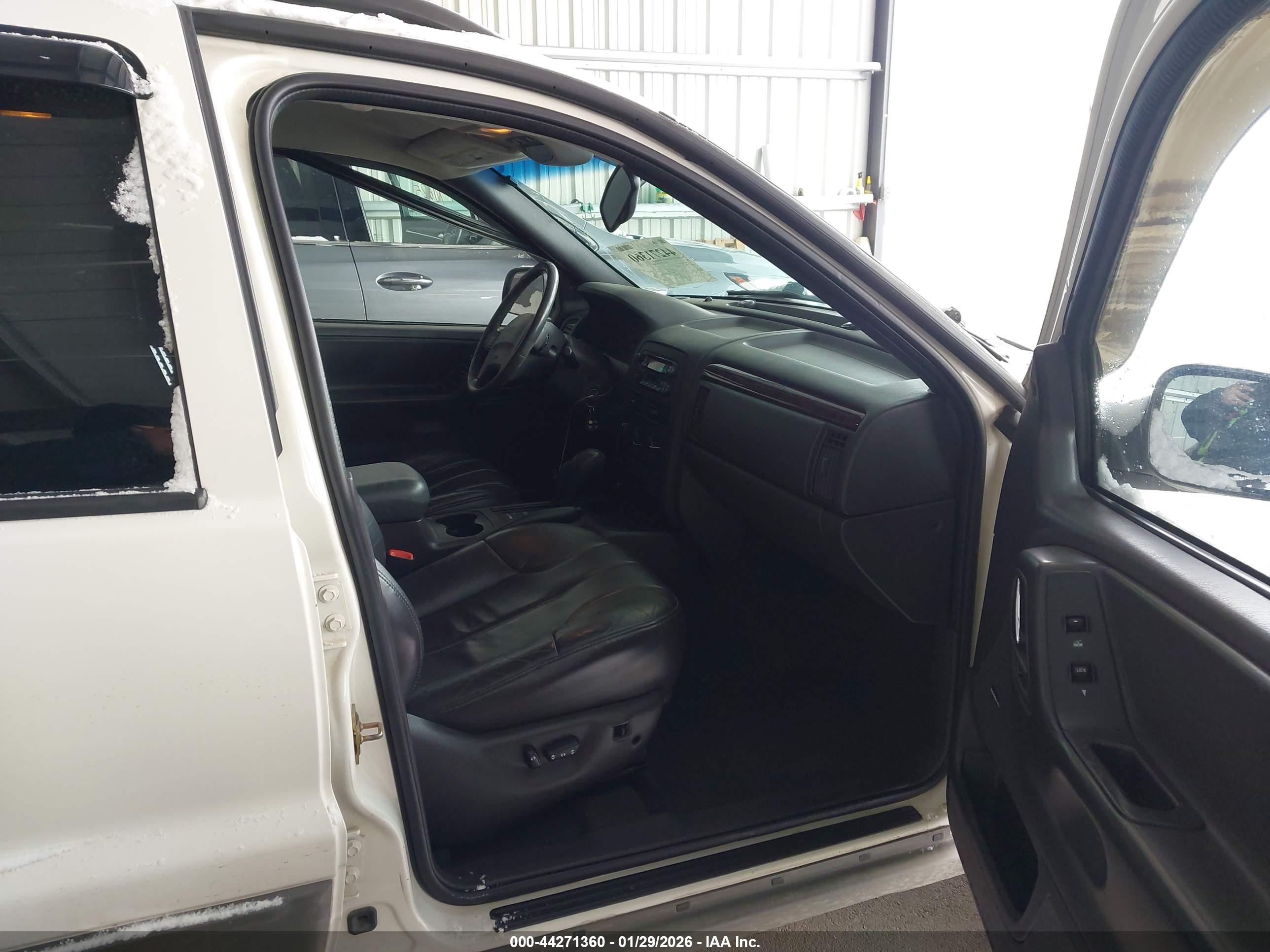 JEEP GRAND image 5