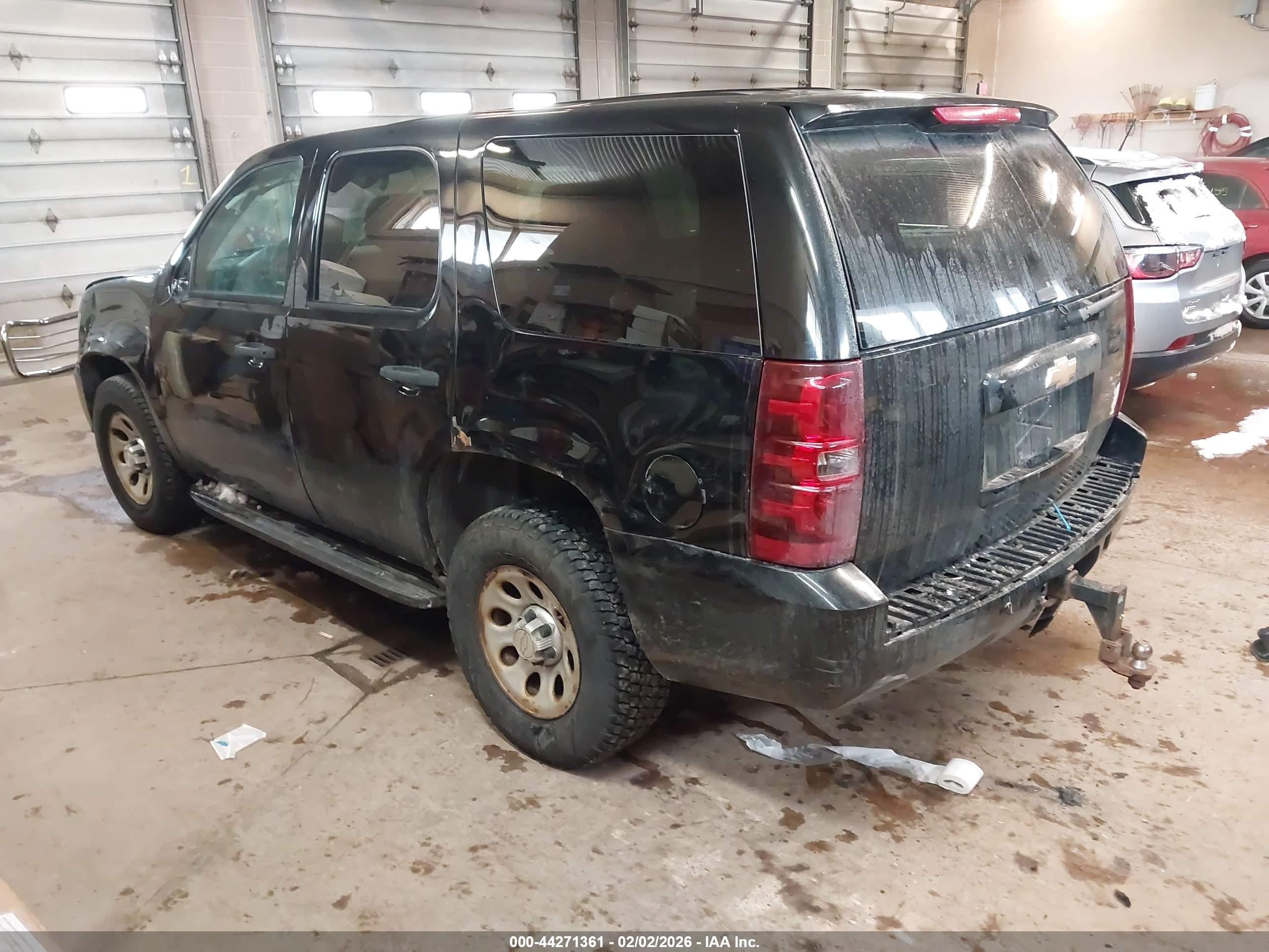 CHEVROLET TAHOE image 3