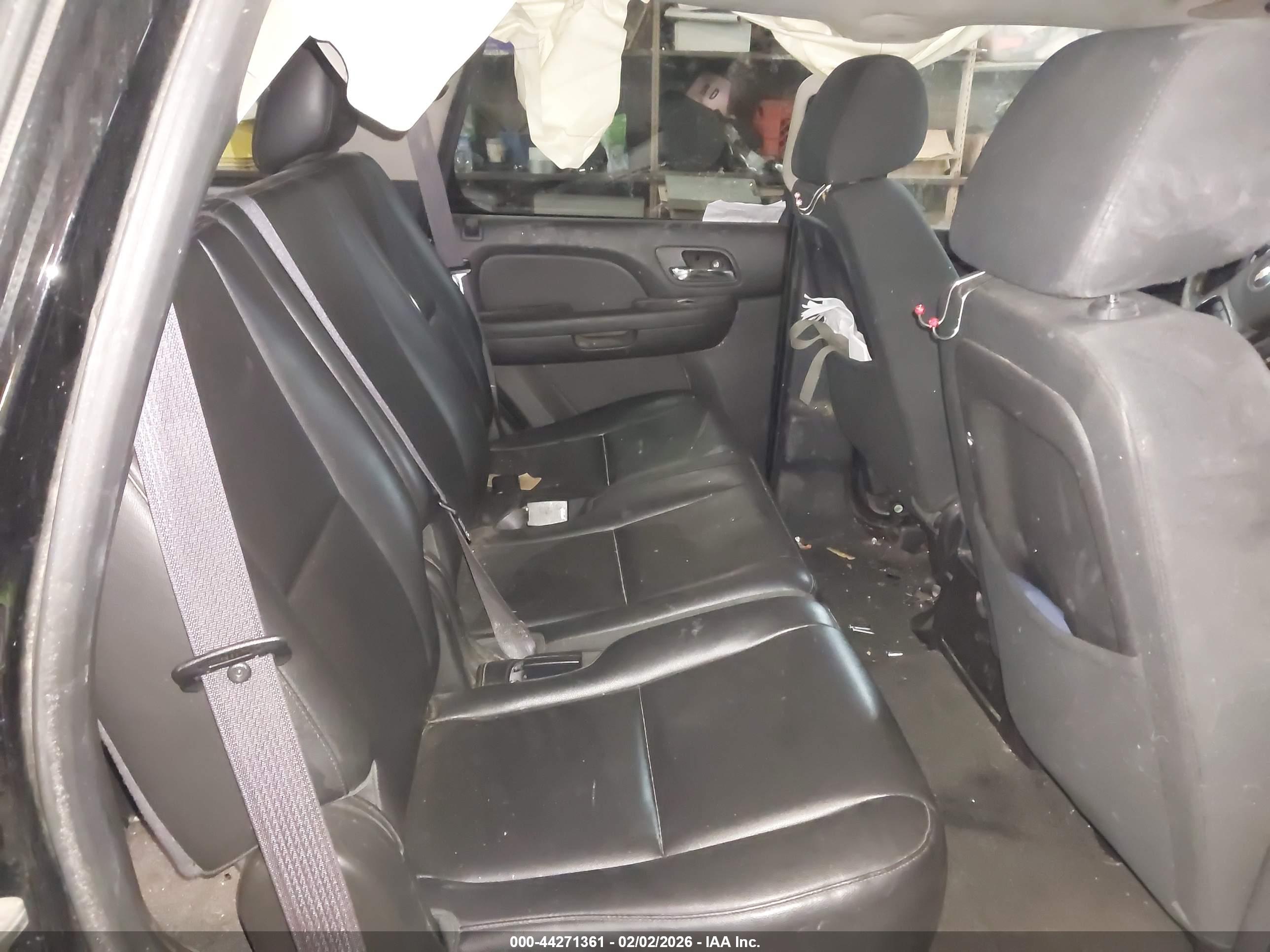 CHEVROLET TAHOE image 8